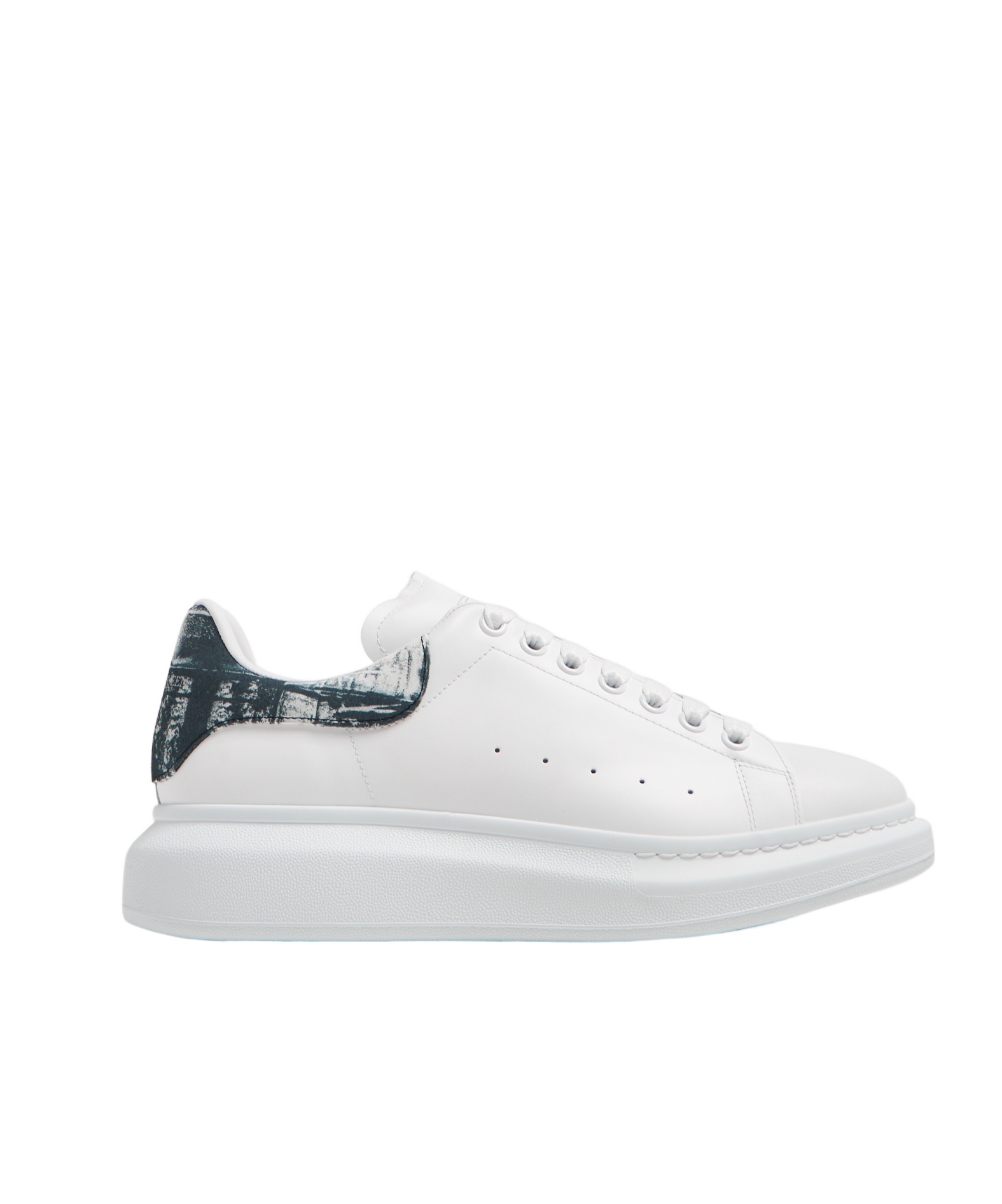 Alexander Mcqueen Alexander Mc Queen Black And White Oversized Trainer In White