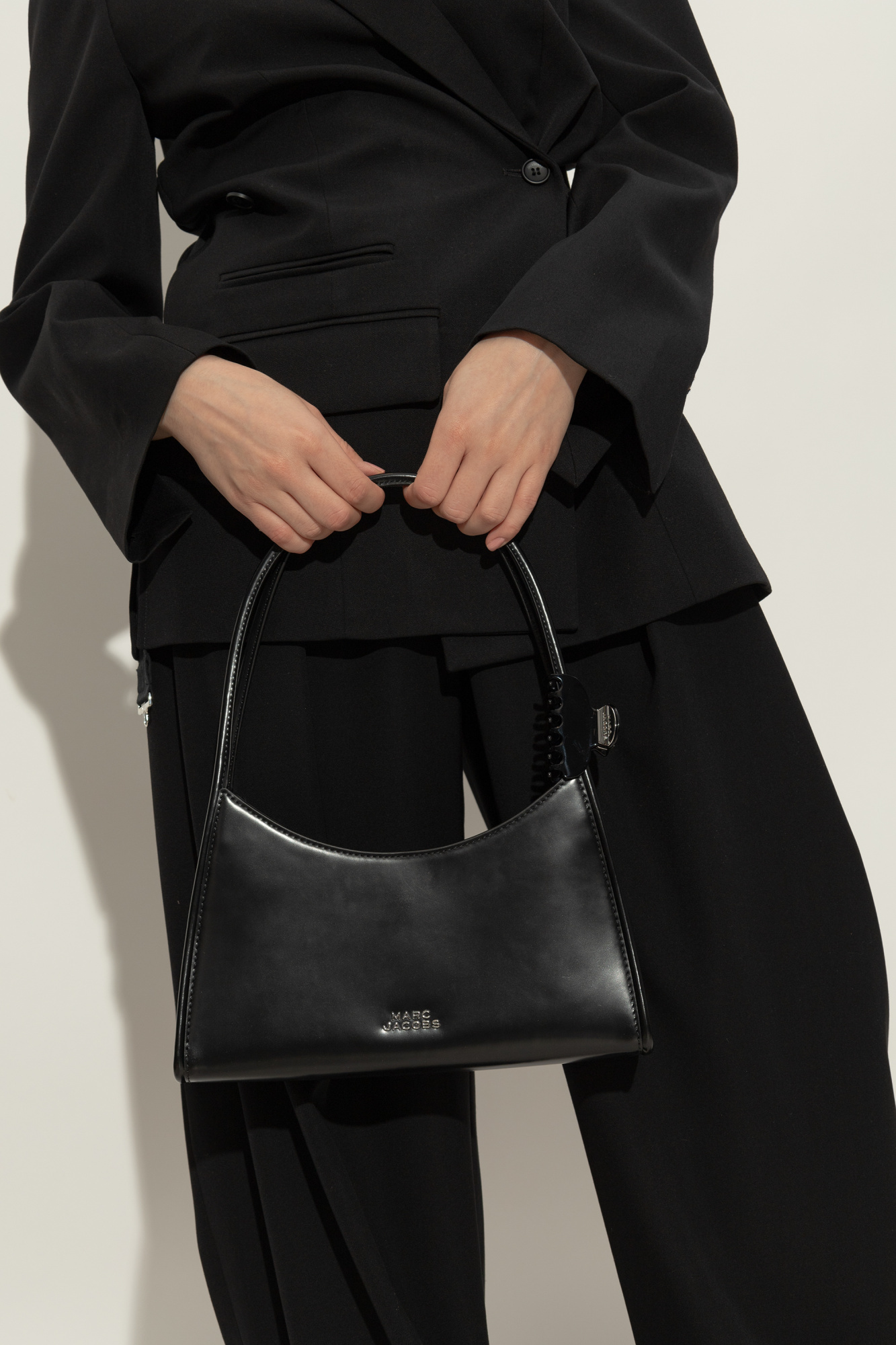 Marc Jacobs The Claw Clip Leather Shoulder Bag