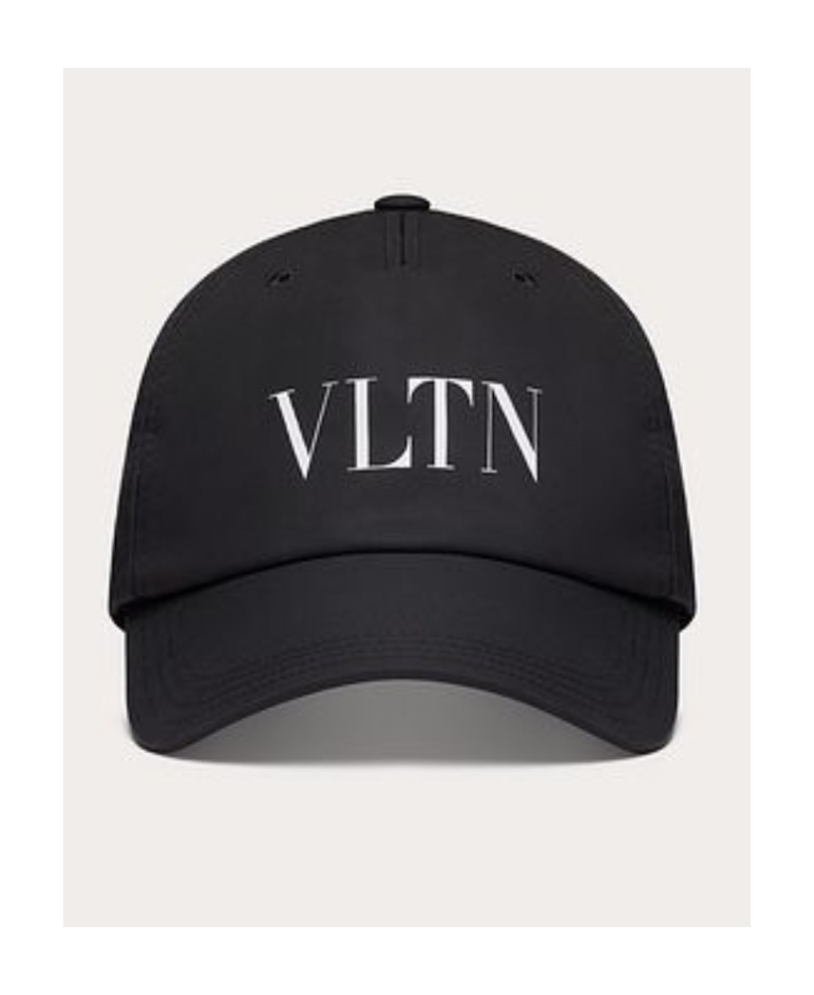 Valentino Garavani Contoured Brim Cap With Adjustable Strap In Black