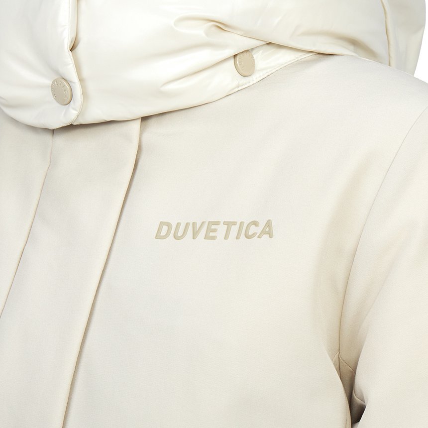 Duvetica Long-sleeved Hooded Down Jacket In White