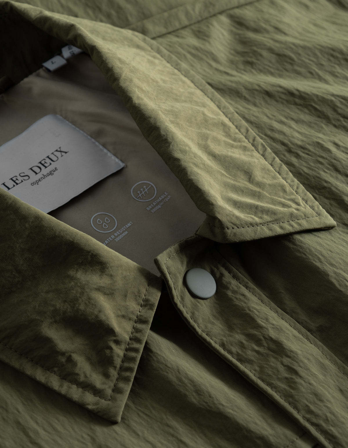 Les Deux Long-sleeved Pointed Collar Jacket In Green