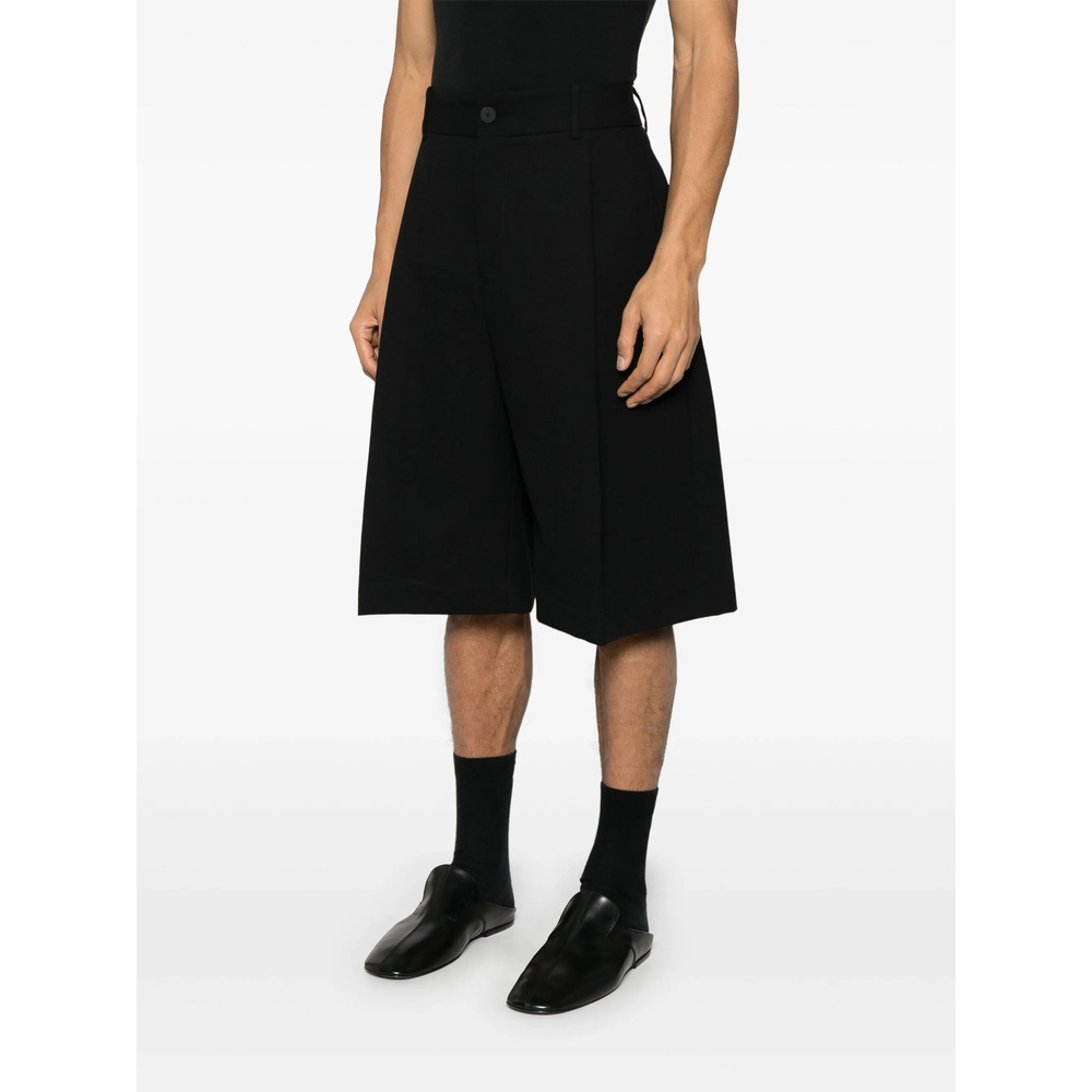 Studio Nicholson Belt-loop Shorts In Black