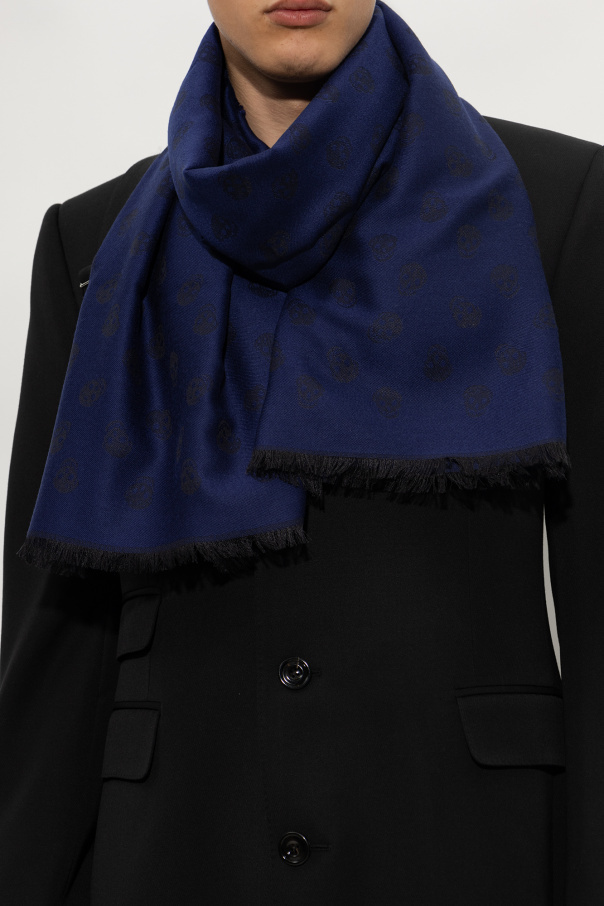 Alexander Mcqueen Skull-jacquard Fringed Scarf In Blue