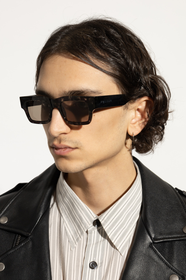 Alexander Mcqueen Frame Sunglasses In Nude