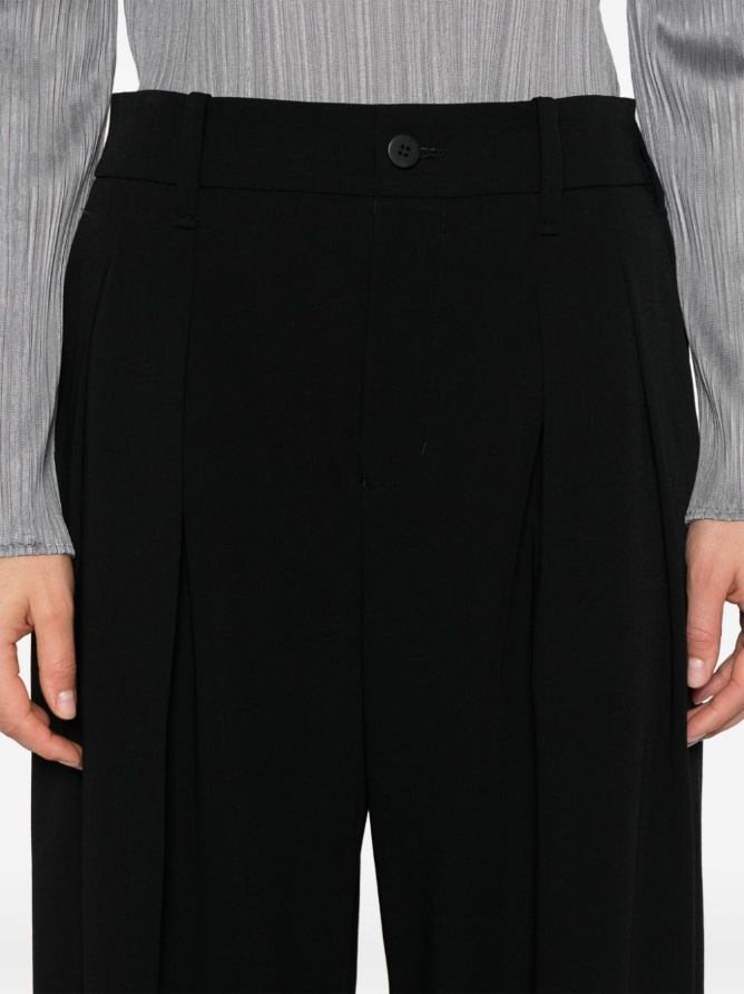 Issey Miyake Wool Gabardine Trousers In Black
