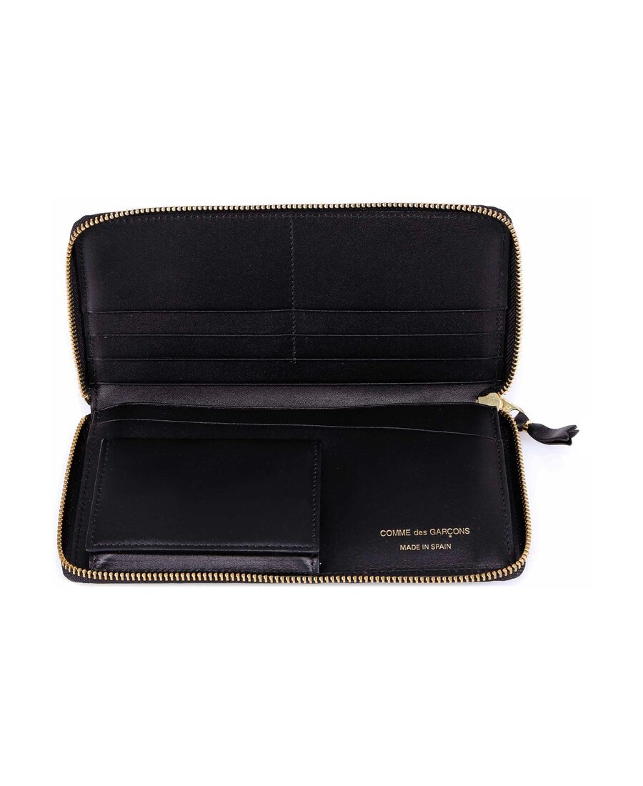 Comme Des Garçons Logo-print Continental Wallet In Black