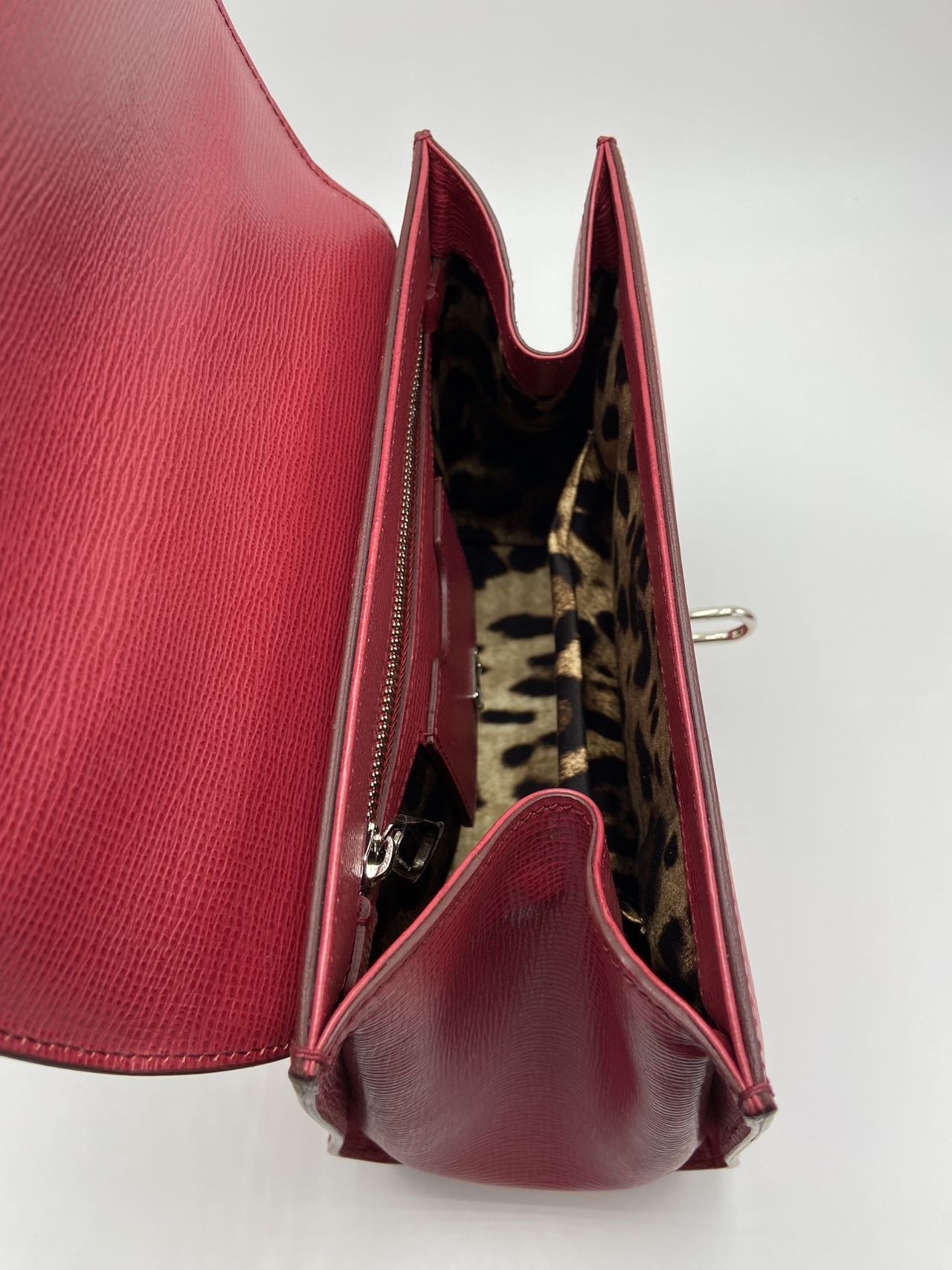 Dolce & Gabbana Flap Shoulder Bag In Red