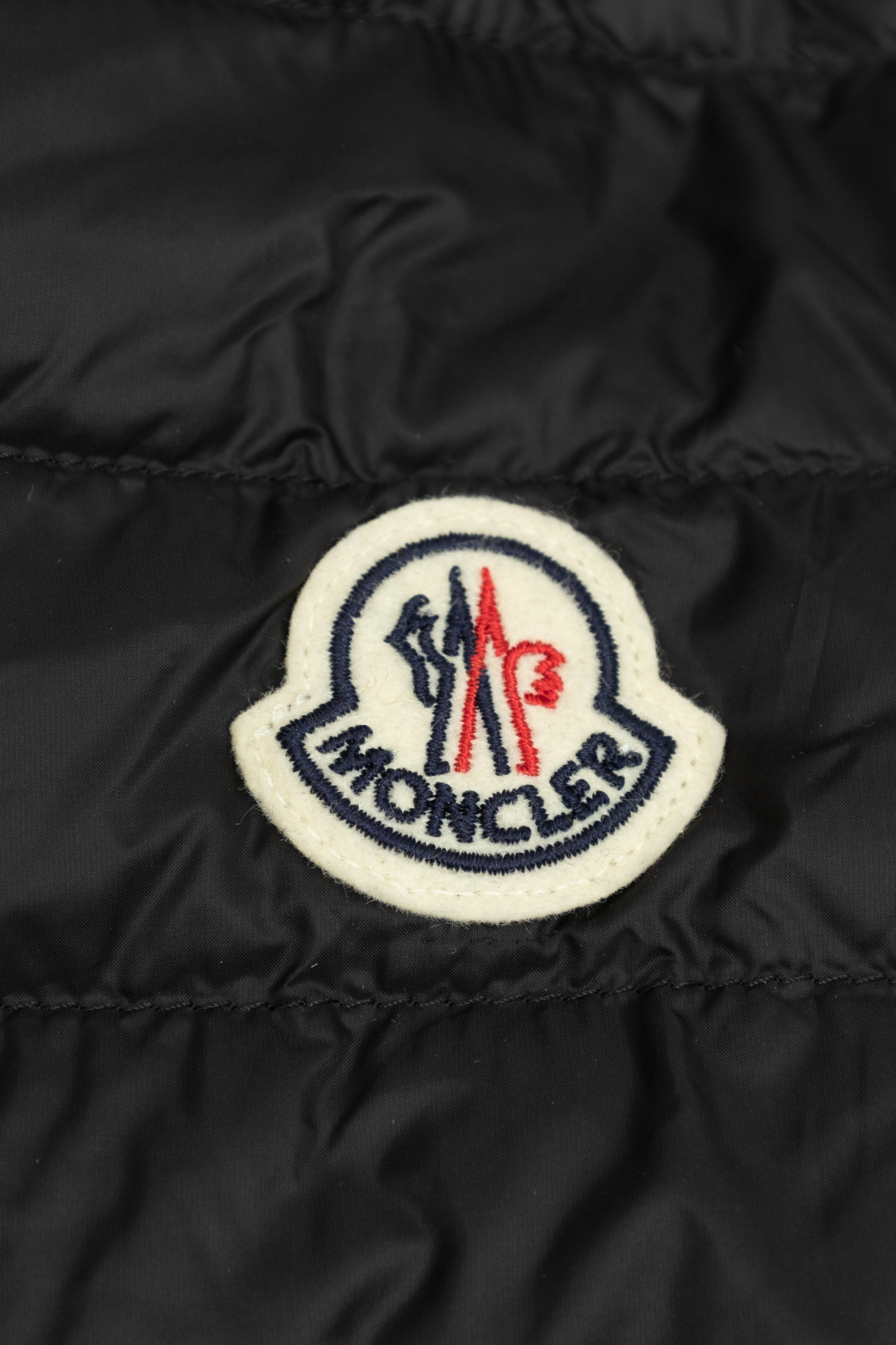 Moncler Long-sleeved Down Jacket In Black