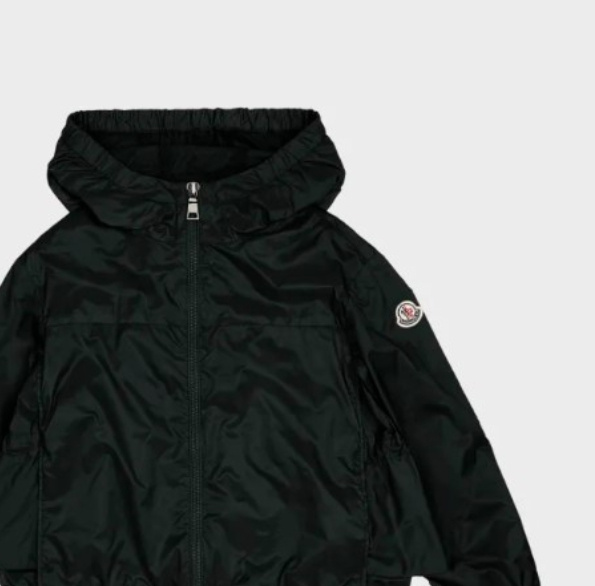 Moncler Owara Hooded Rain Jacket In Black