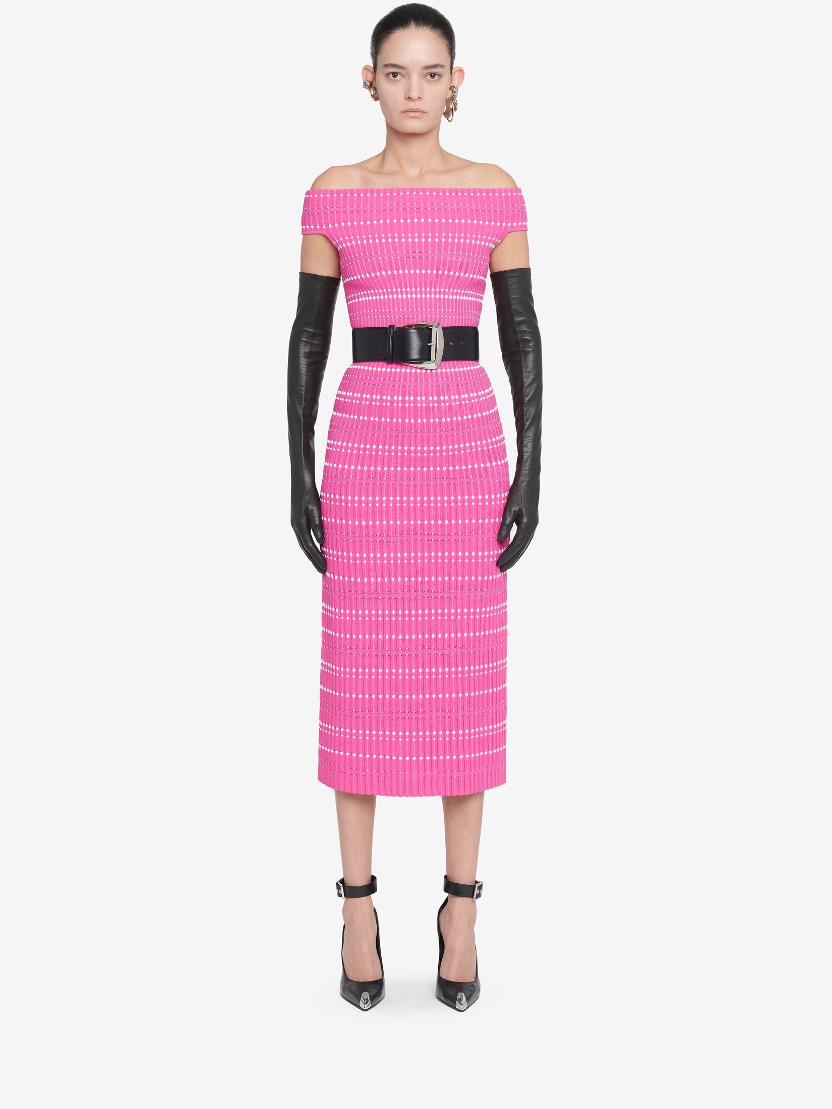 Alexander Mcqueen Open-knit Off-shoulder Top In Pink