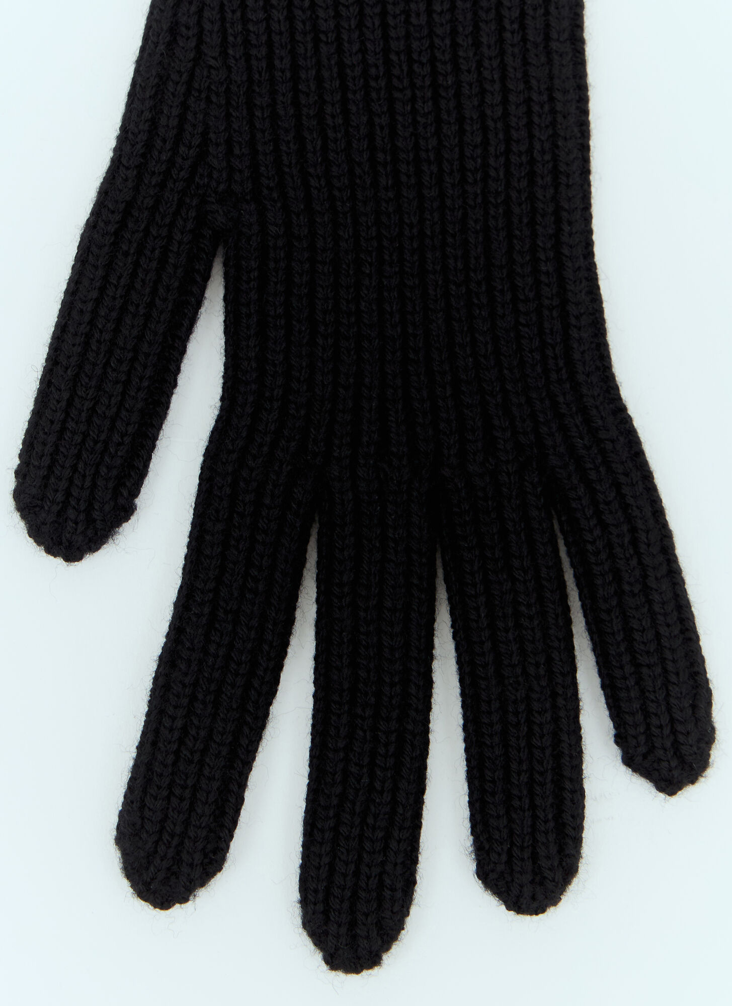 Moncler Logo Gloves In Black