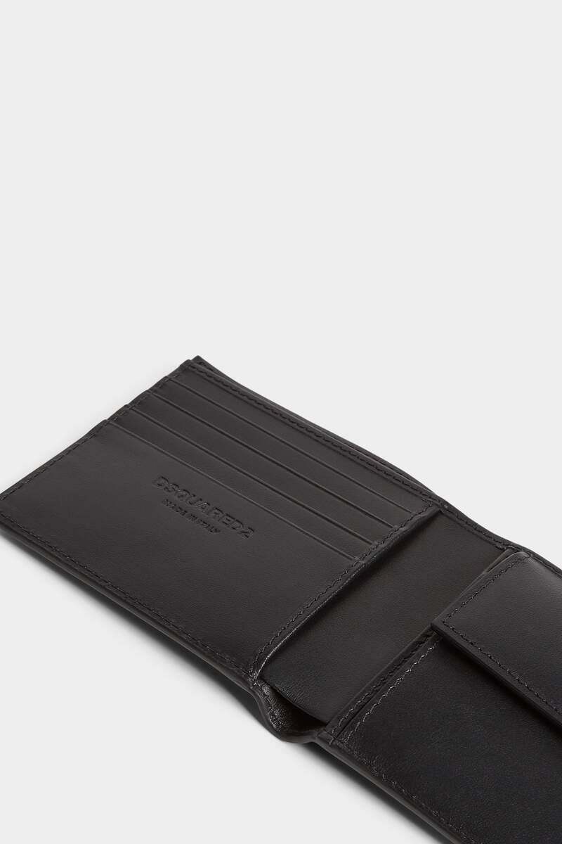 Dsquared2 Logo-embossed Wallet In Black