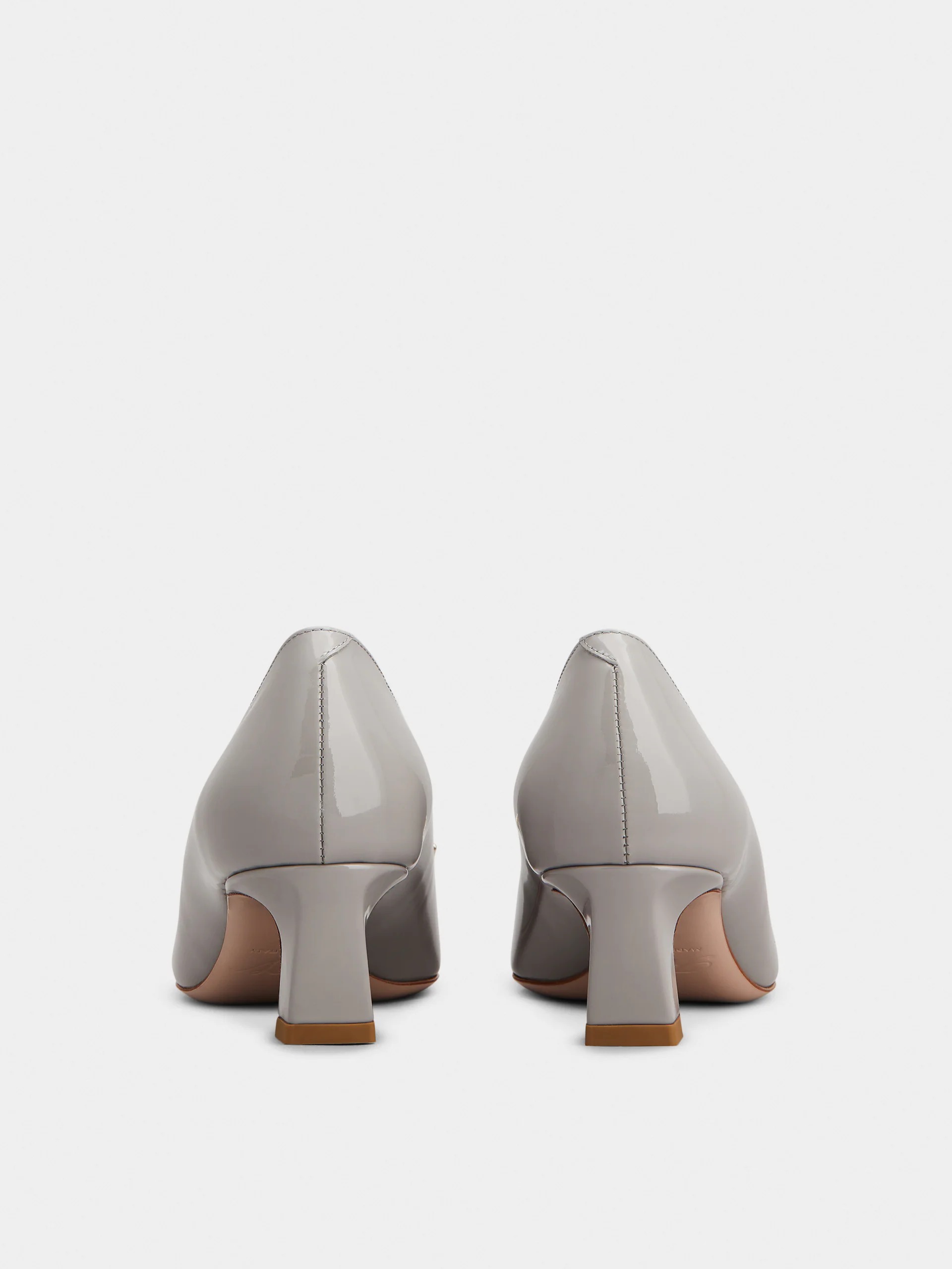 Roger Vivier Trompette Embellished Buckle Detailed Pumps In Gray