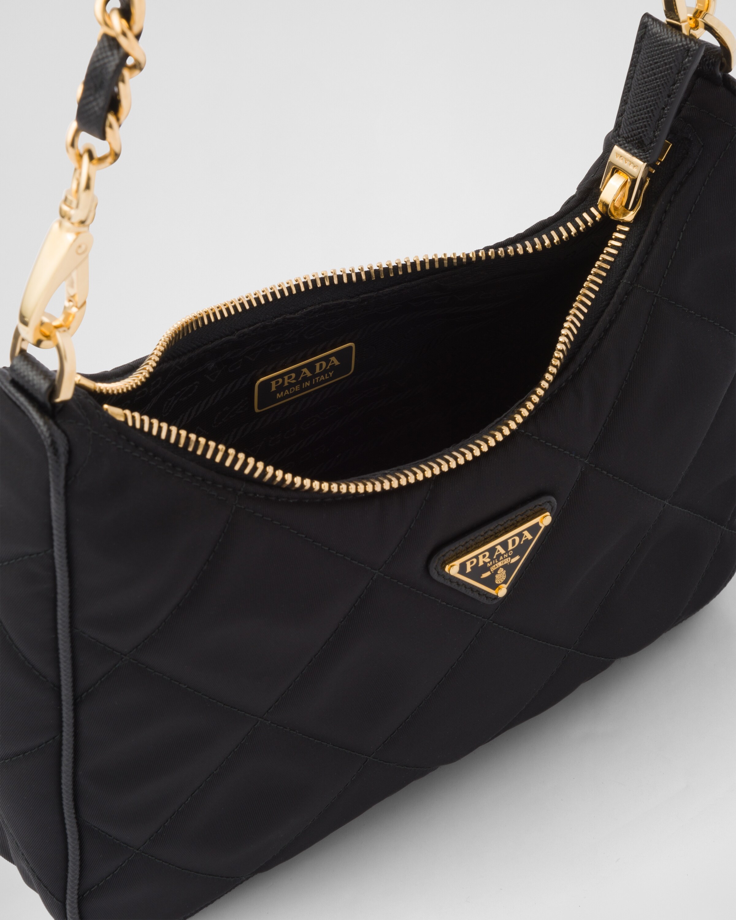 Prada Re-edition 1995 Chaîne Re-nylon Mini-bag In Black