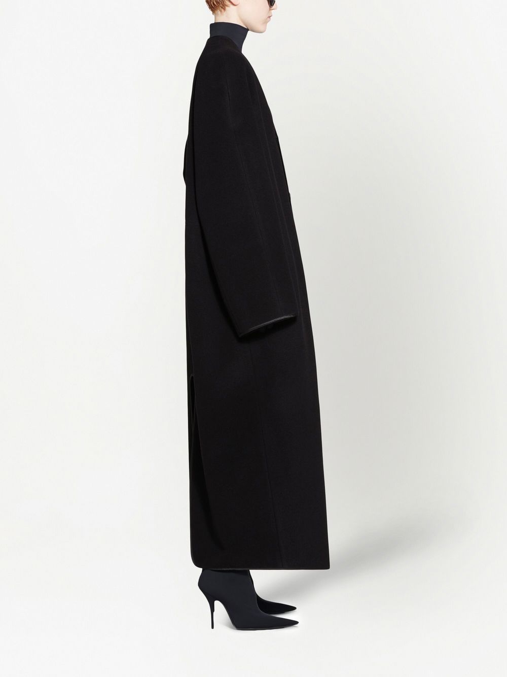 Balenciaga V-neck Single-breasted Coat In Black