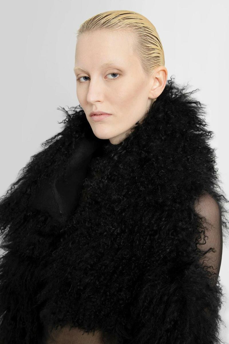 Ann Demeulemeester Bereta Shearling Waistcoat In Black