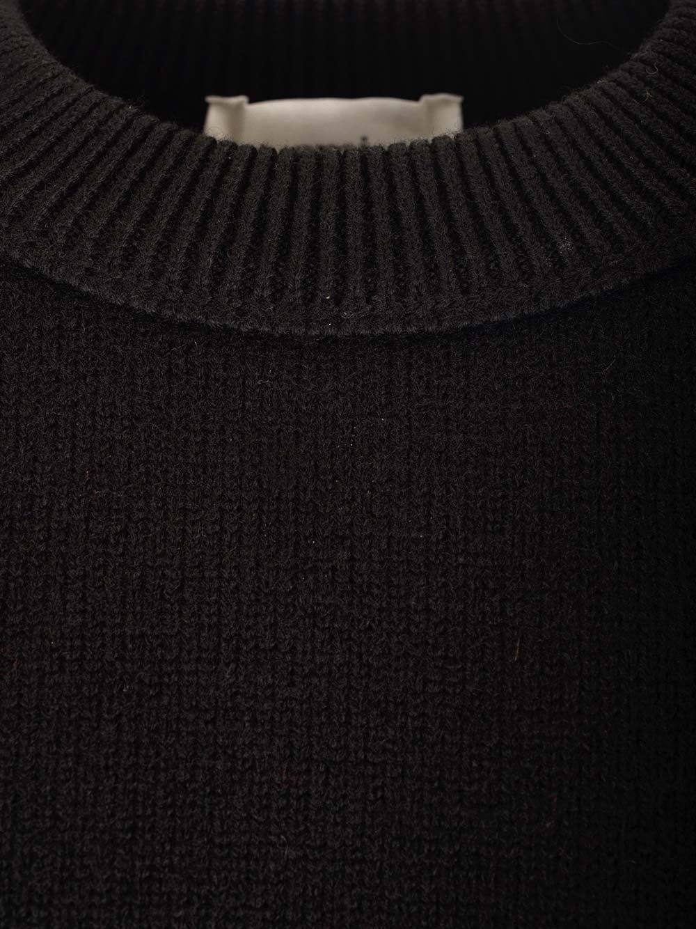 Ami Alexandre Mattiussi Ami Paris Wool Sweater With Heart Intarsia Design In Black