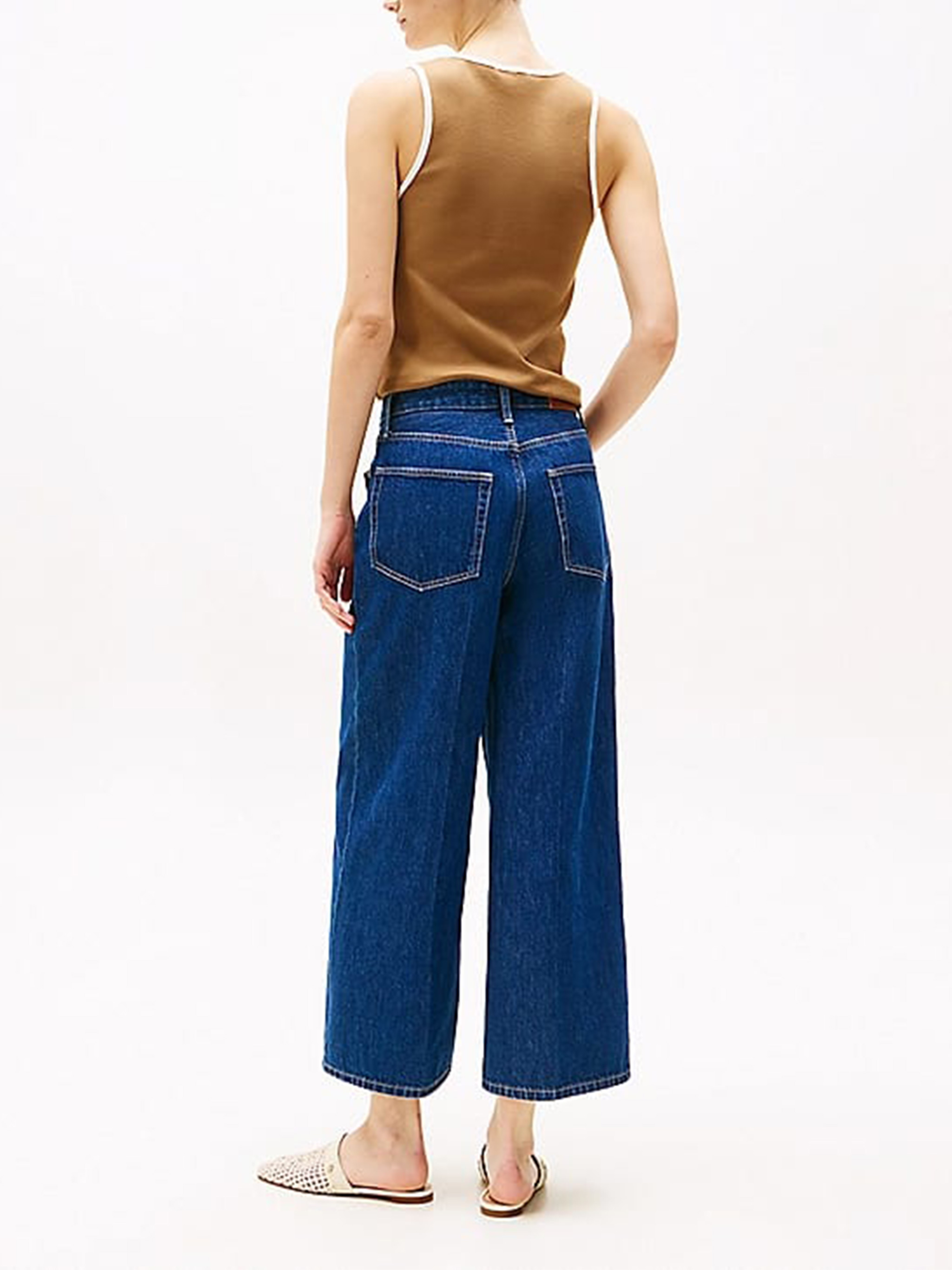 Tommy Hilfiger Logo-patch Jeans In Blue