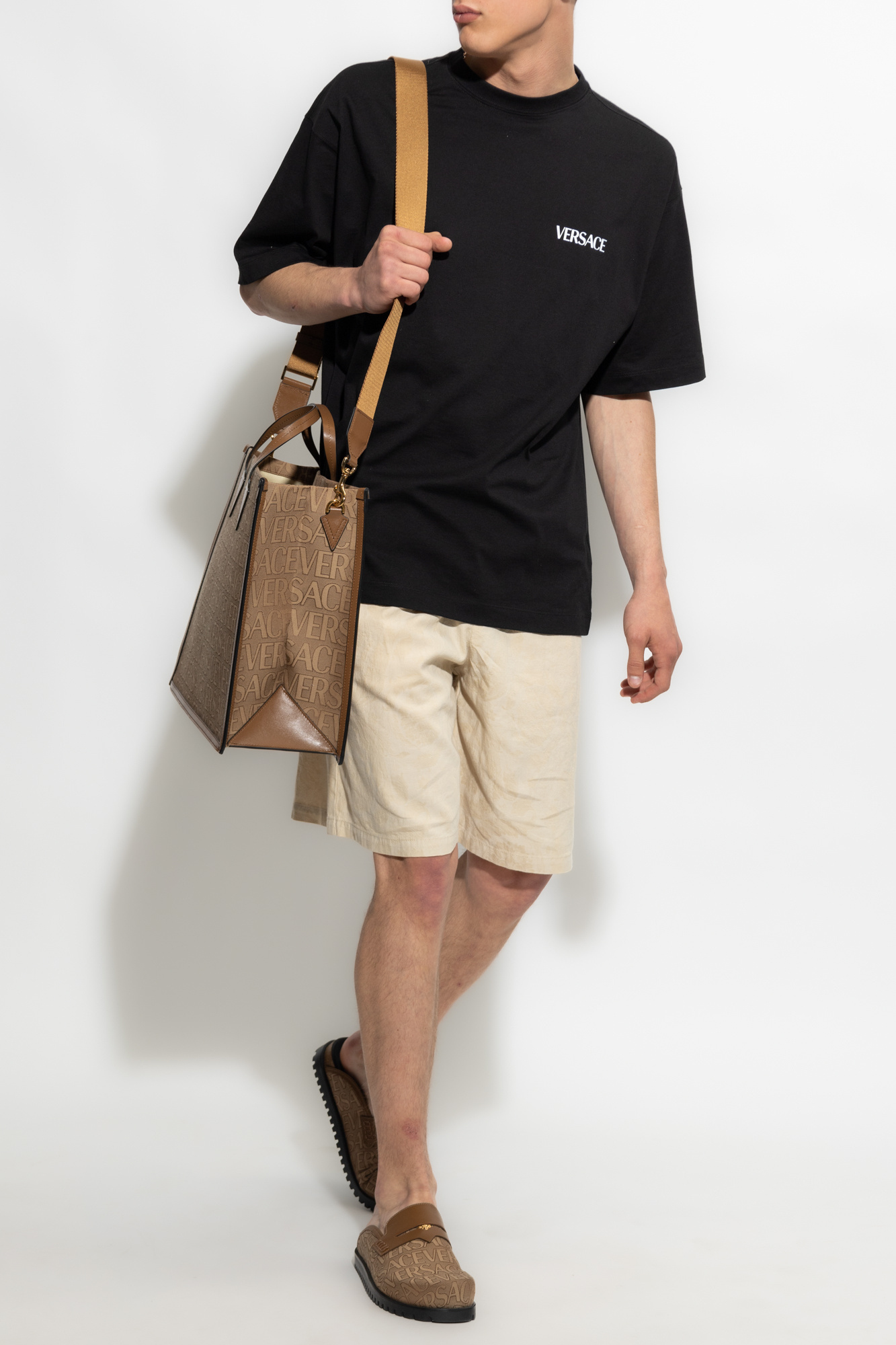 Versace Graphic-print T-shirt In Black