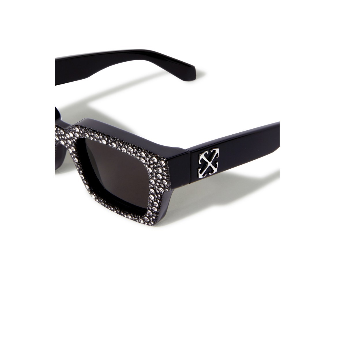Off-white Full Frame Sunglasses In Black