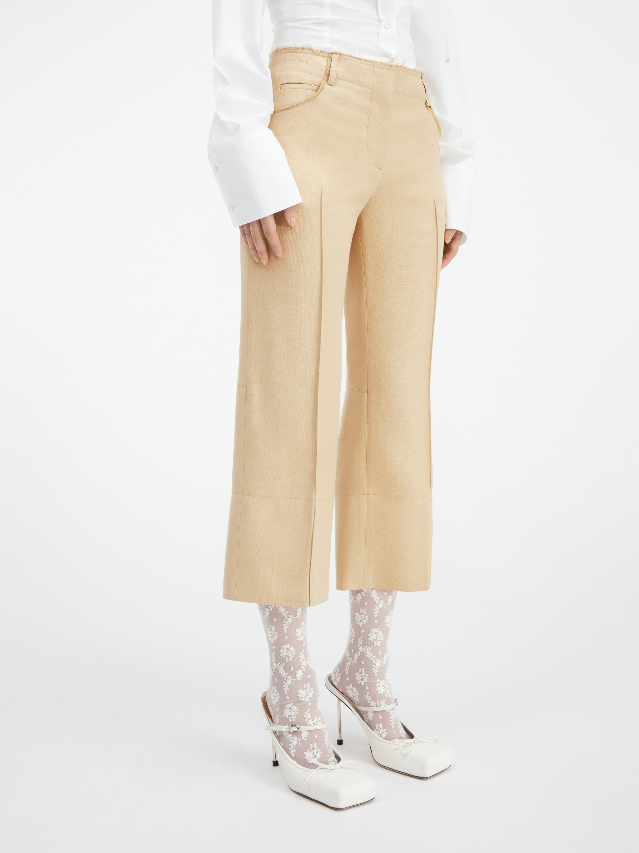 Jacquemus Le Pantalon Cropped Trousers In Nude