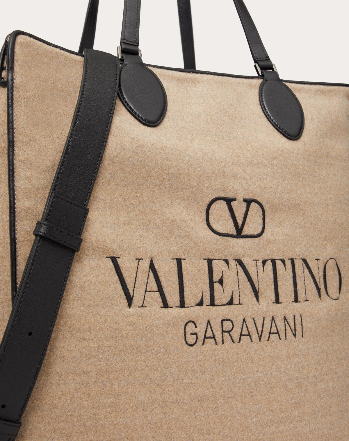 Valentino Garavani Toile Iconographe Reversible Tote Bag Men In Nude