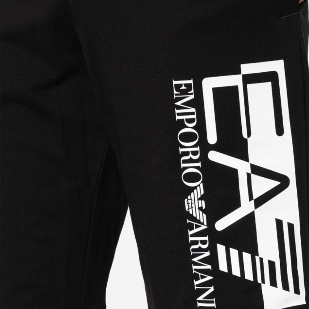 Ea7 Emporio Armani Train Visibility Shorts Black In Black
