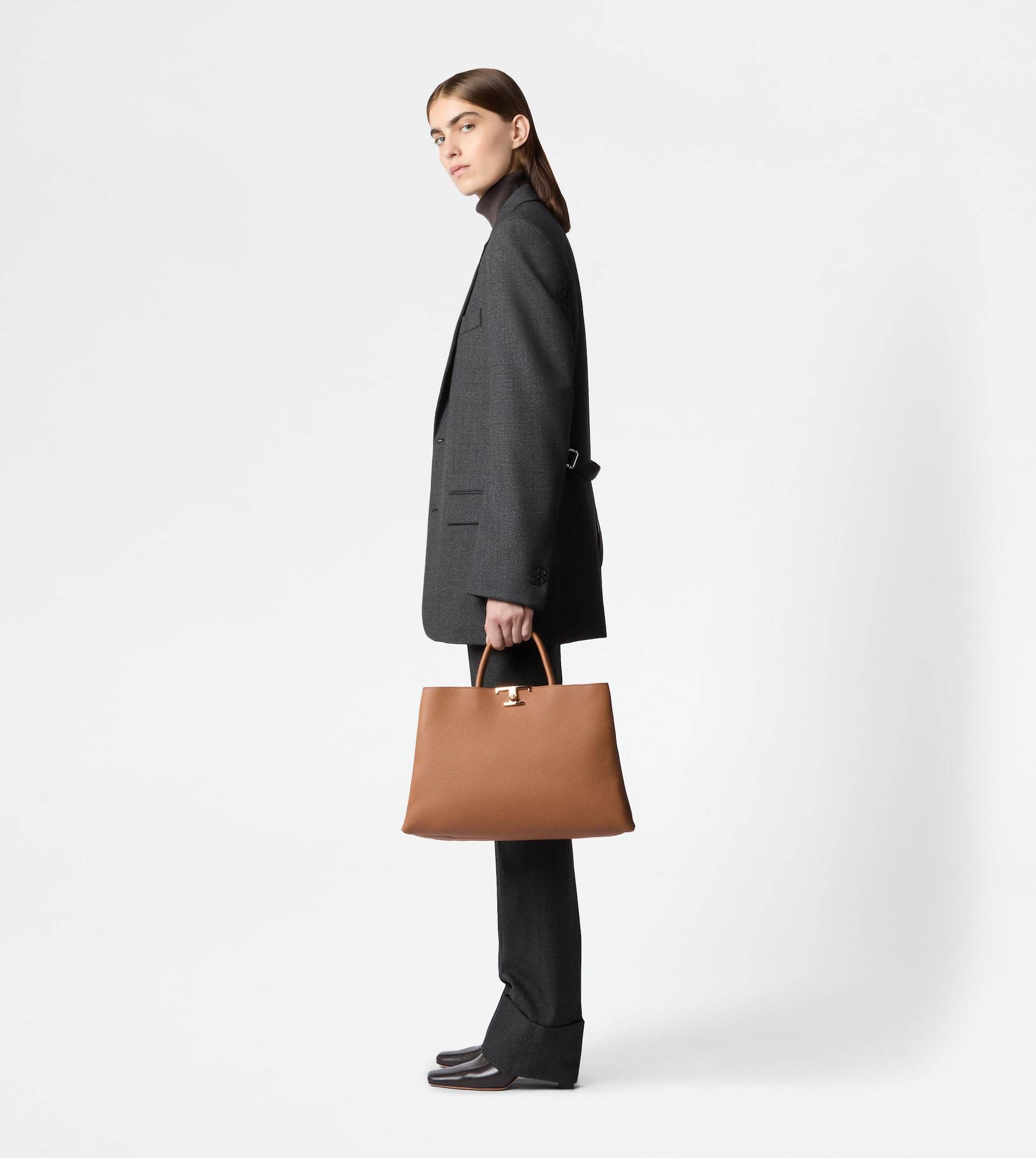 Tod's T Timeless Logo Plaque Medium Tote Bag In Brown