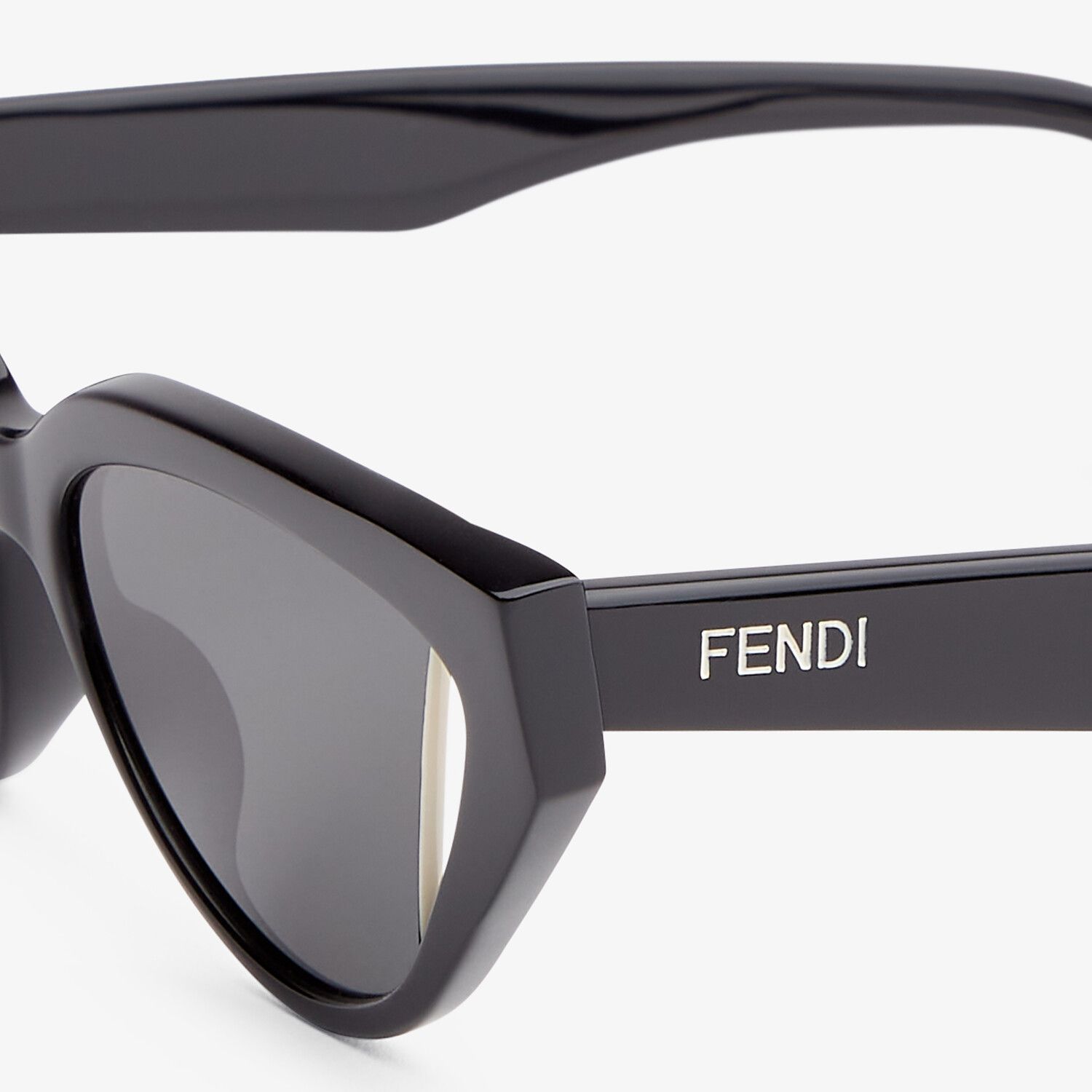 FENDI FASHION SHOW SUNGLASSES