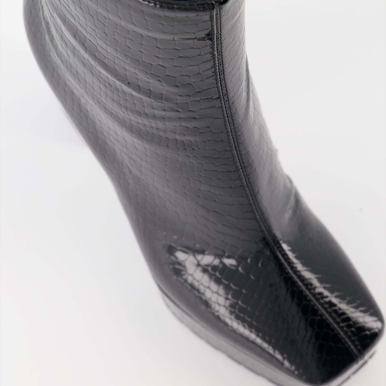 Giuseppe Zanotti Morgana 120mm Crocodile-effect Ankle Boots In Black