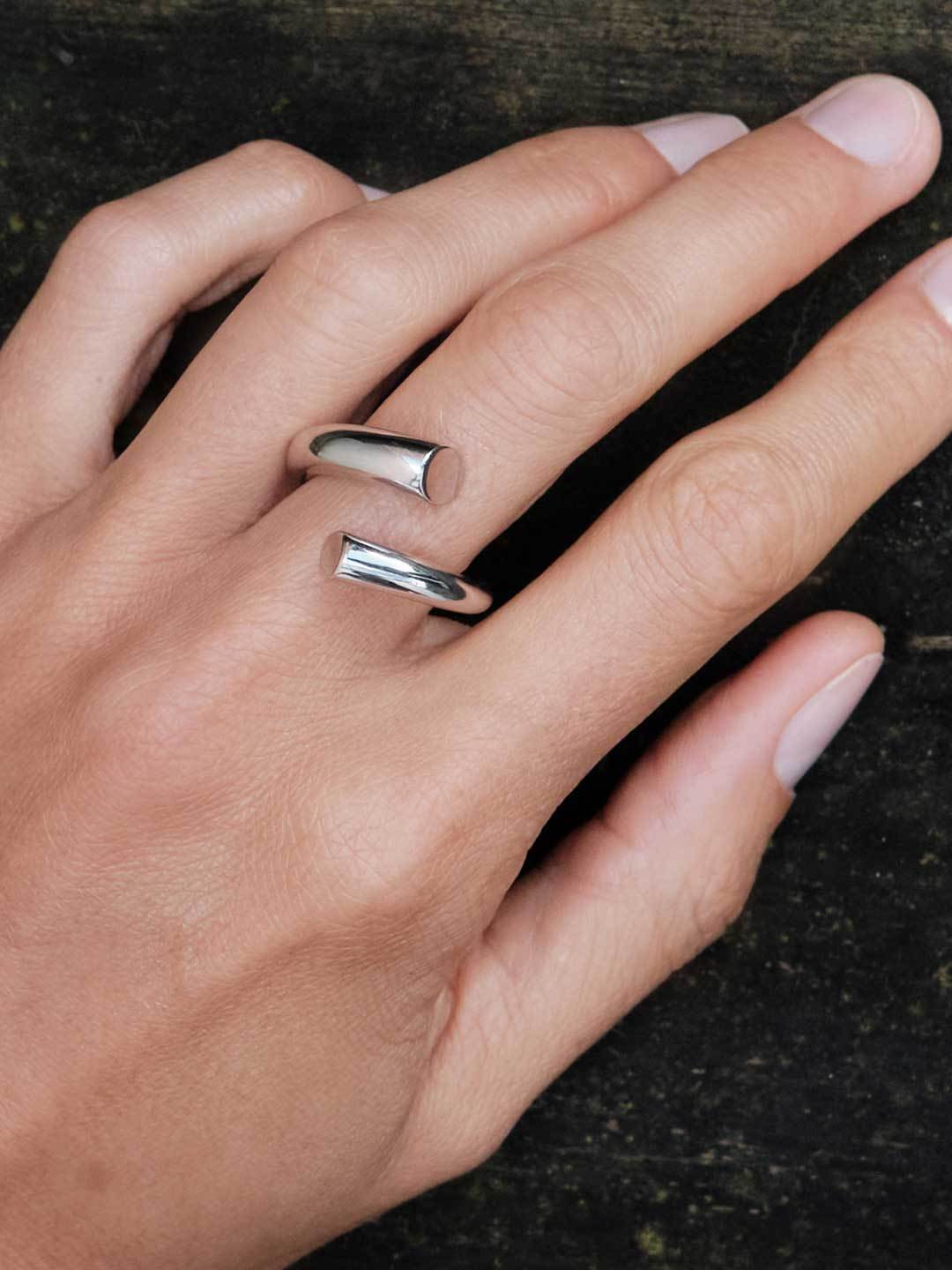 Charlotte Chesnais Open Ring In White