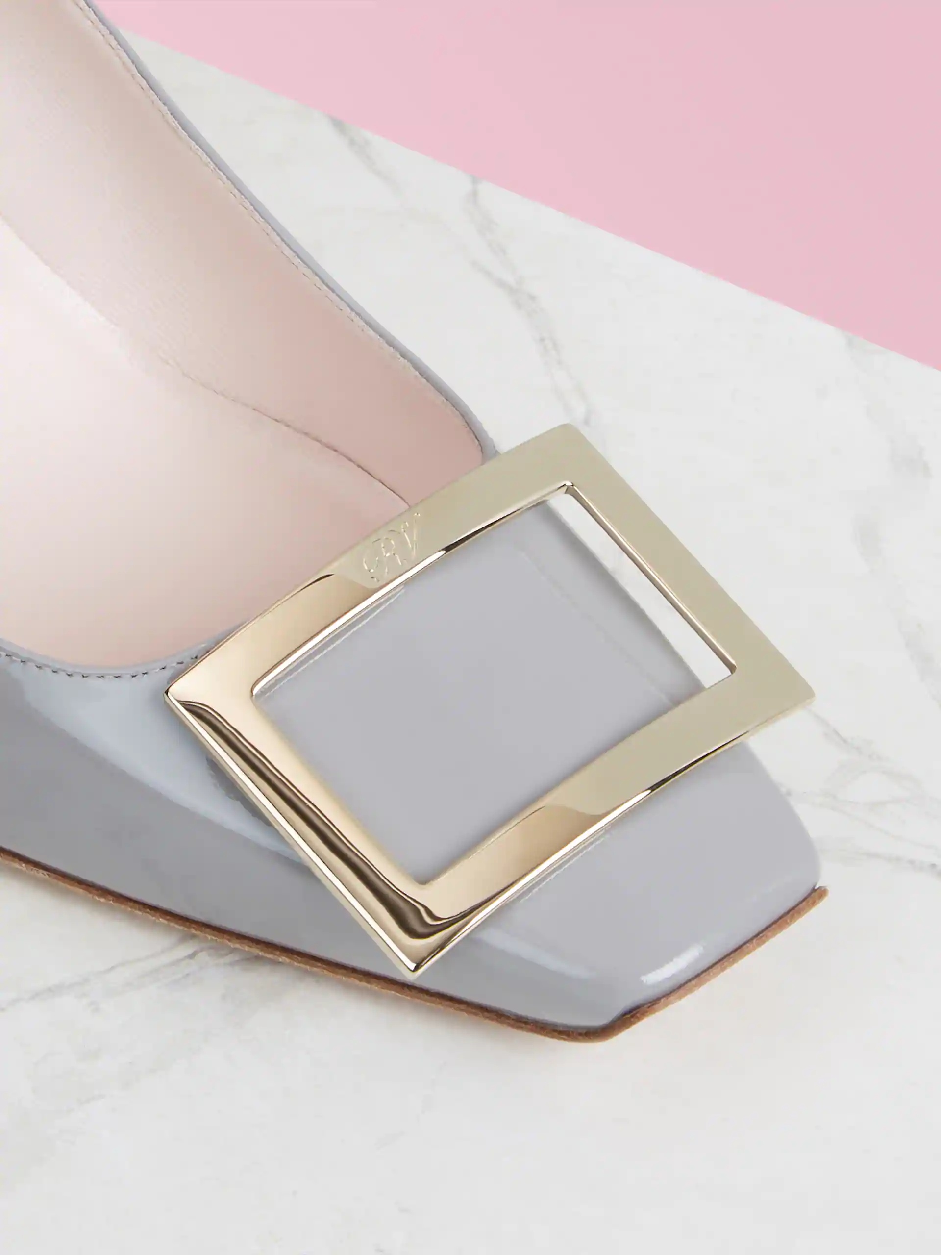 Roger Vivier Gray Calfskin Pumps With Golden Buckle And 7cm Stiletto Heel In Gray
