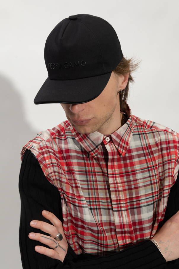 Ferragamo Logo Baseball Cap In Black