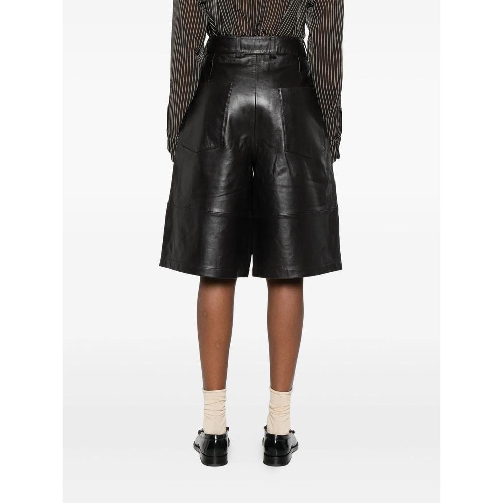 The Frankie Shop Belt Loop Shorts In Black