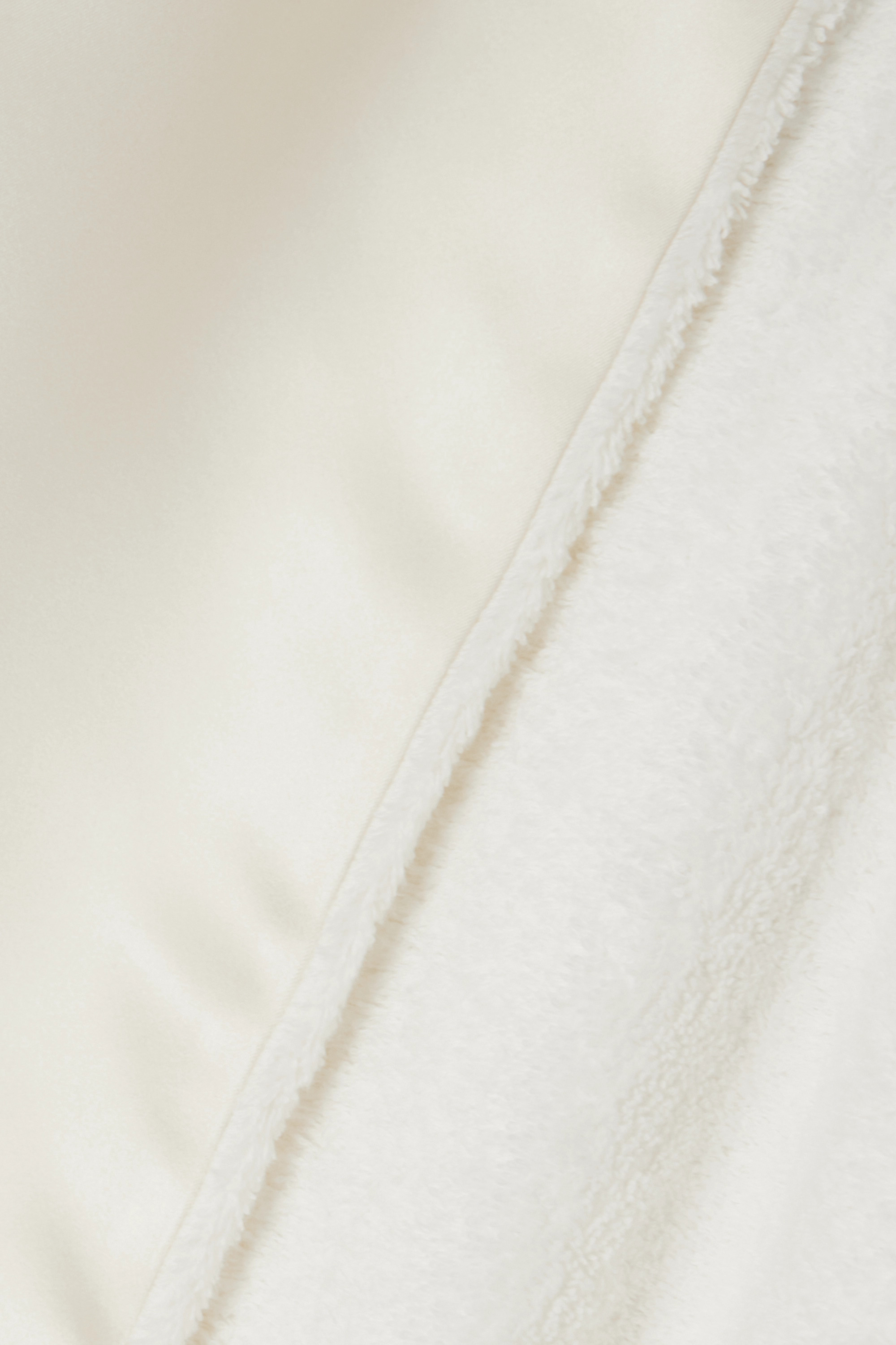 Dolce & Gabbana Shawl Lapel Cape Coat In White