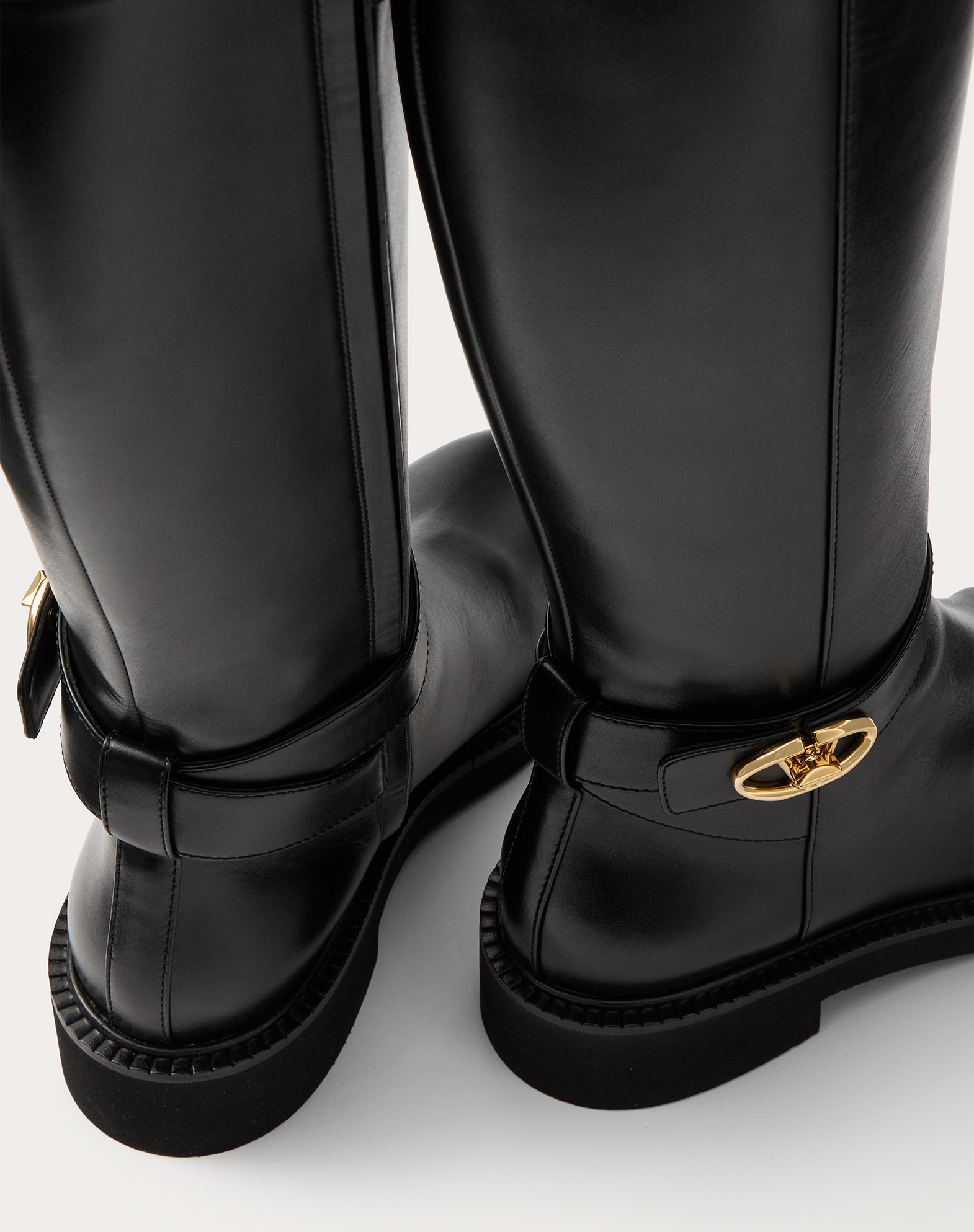 Valentino Garavani Vlogo Locker Boot In Black