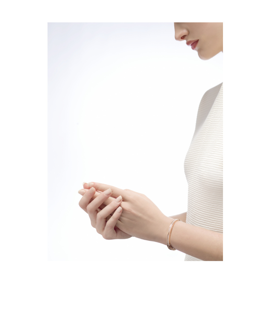 Bvlgari B.zero1 18kt Rose-gold Bracelet In Yellow