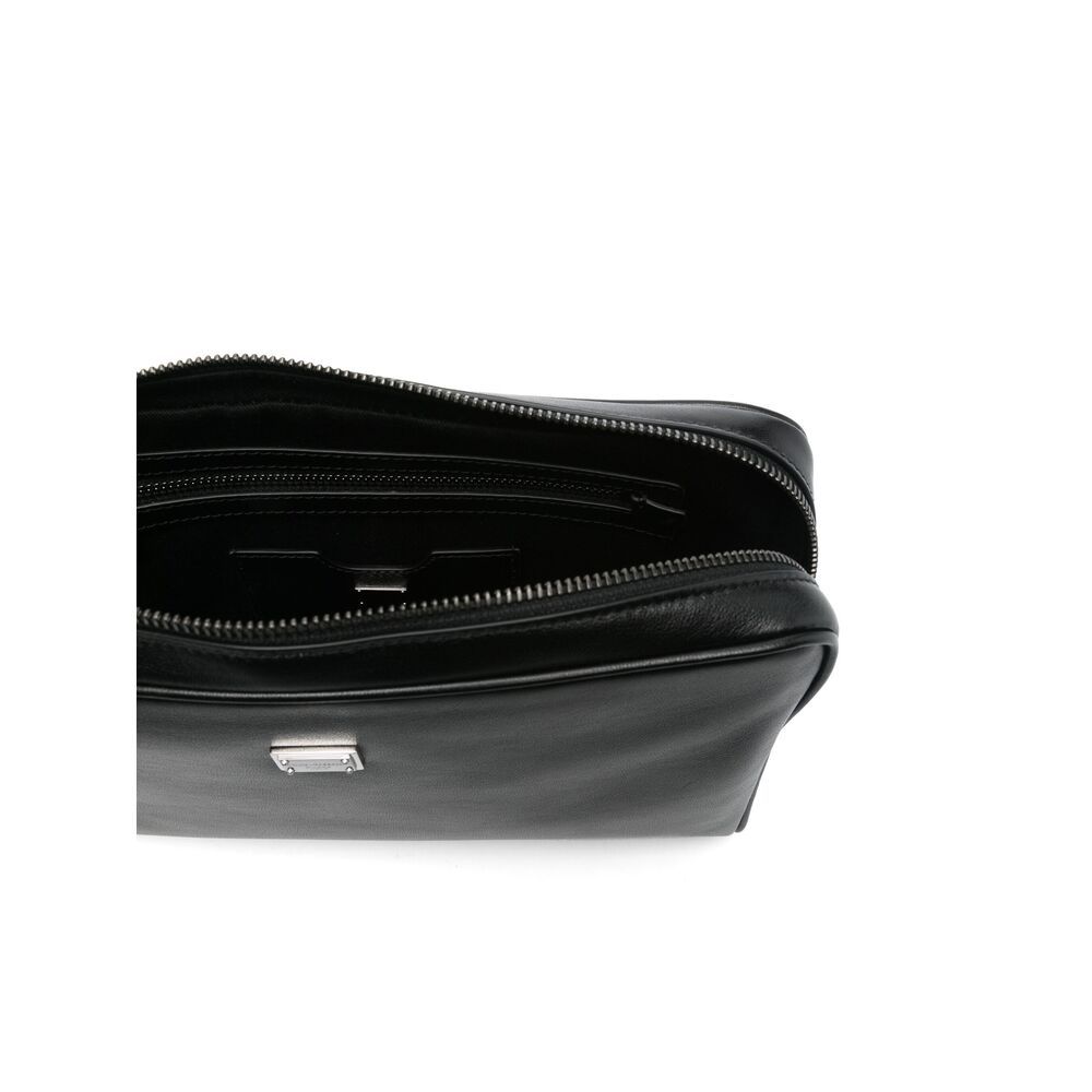 Dolce & Gabbana Logo-plaque Clutch Bag In Black