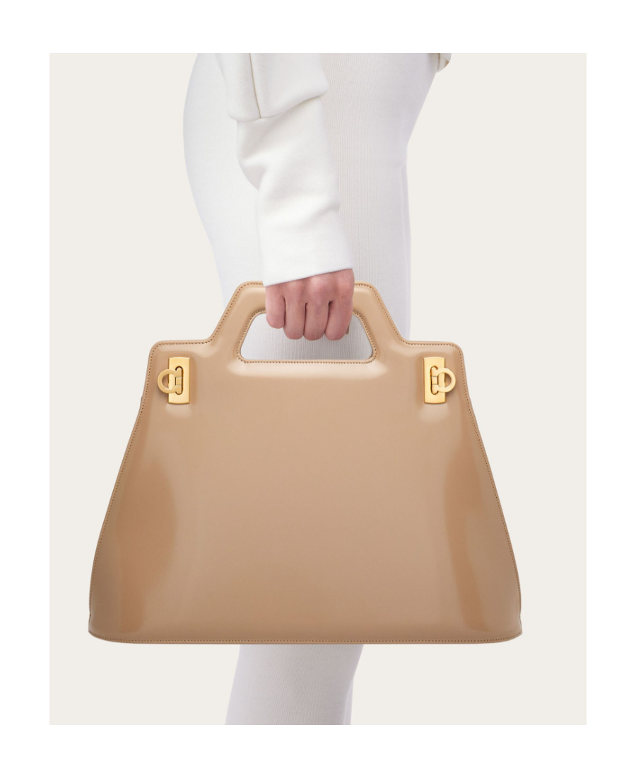 Ferragamo Salvatore Wanda Medium Top Handle Bag In Nude