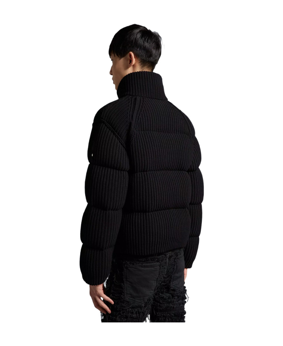 Moncler Zip-fastening Padded Jacket In Black