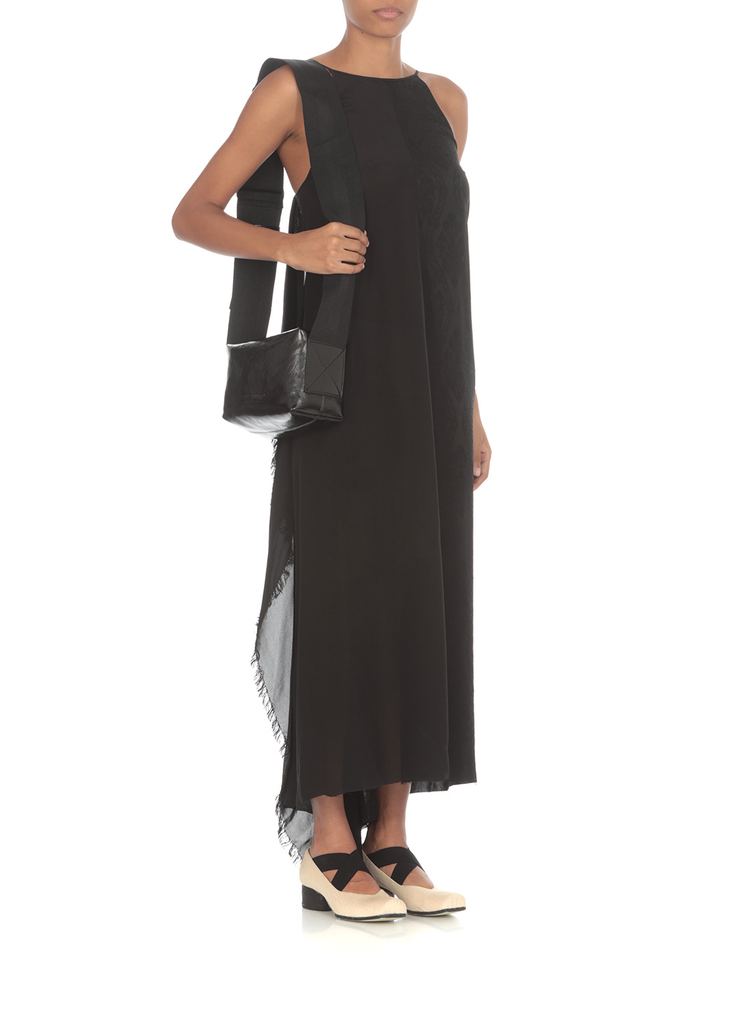 Uma Wang Square Shoulder Bag In Black