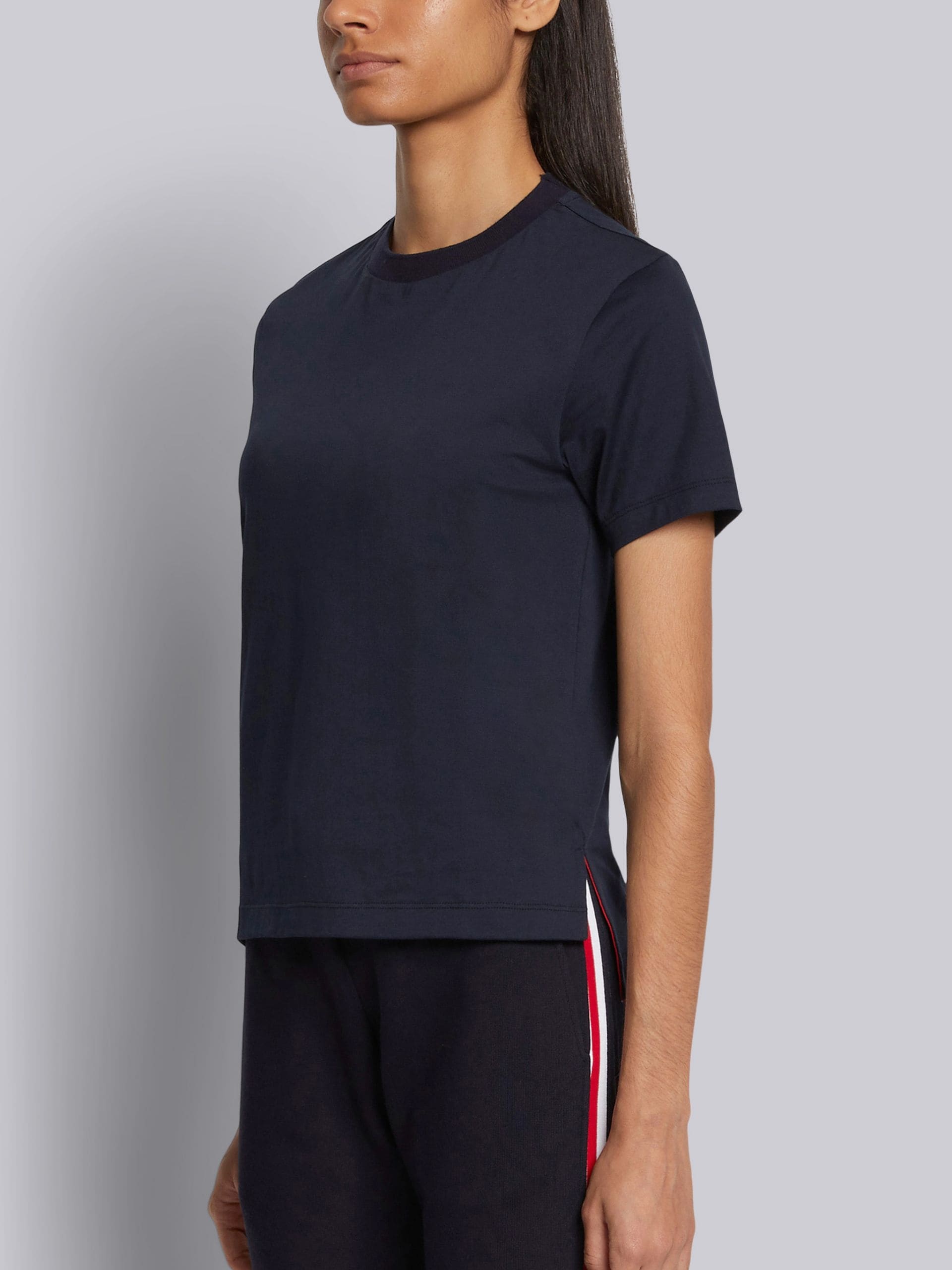 THOM BROWNE THOM BROWNE LOGO PATCH CREWNECK T-SHIRT