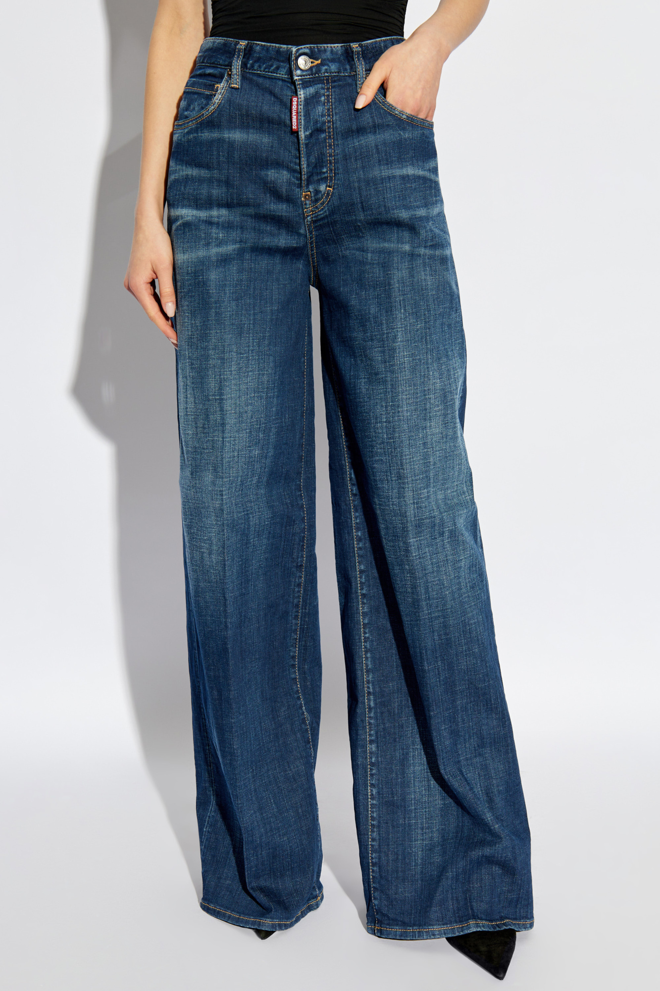 DSQUARED2 DSQUARED2 LOGO PATCH FLARED JEANS