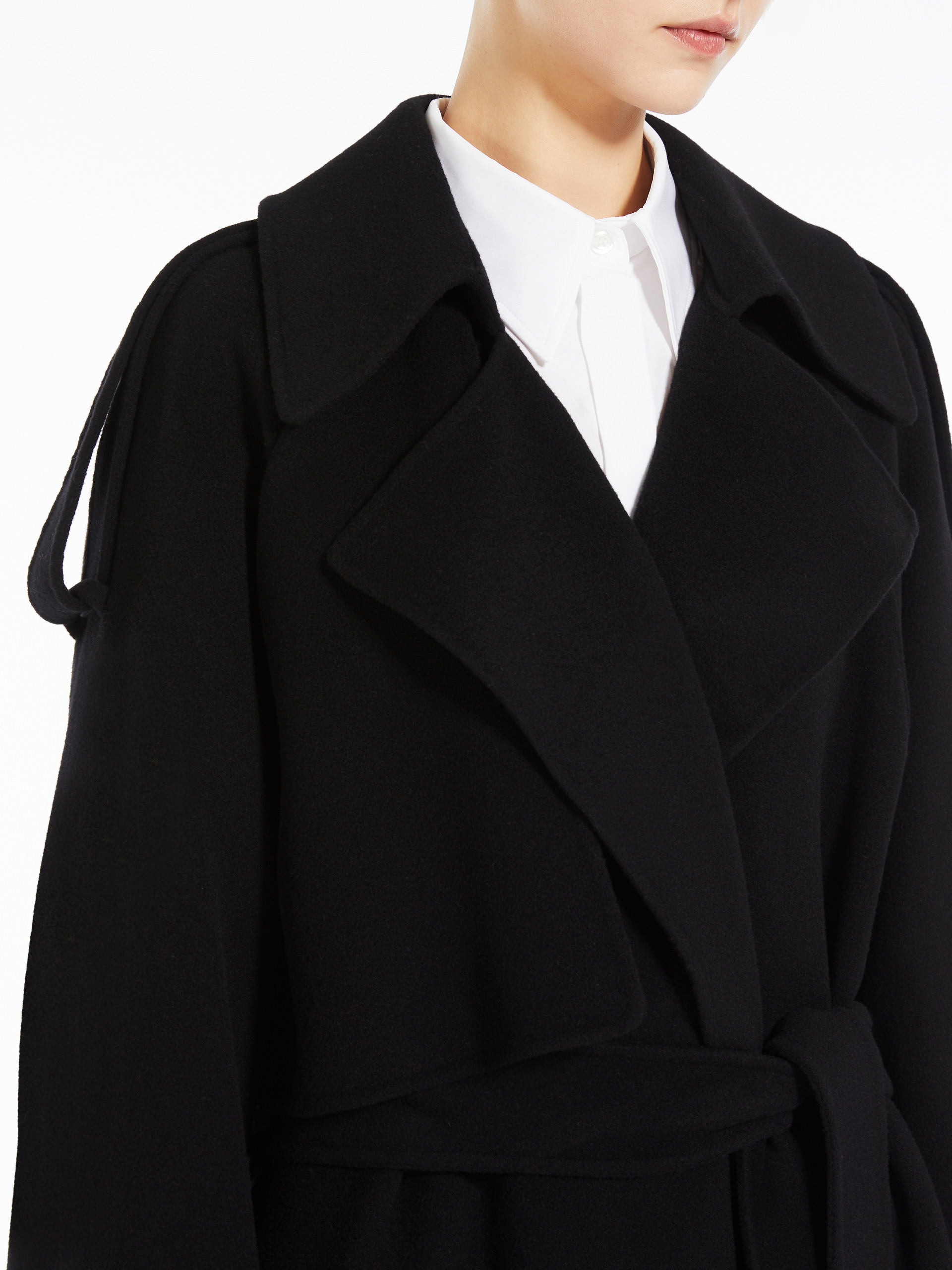 Sportmax Woolen Overcoat With Belt In Black