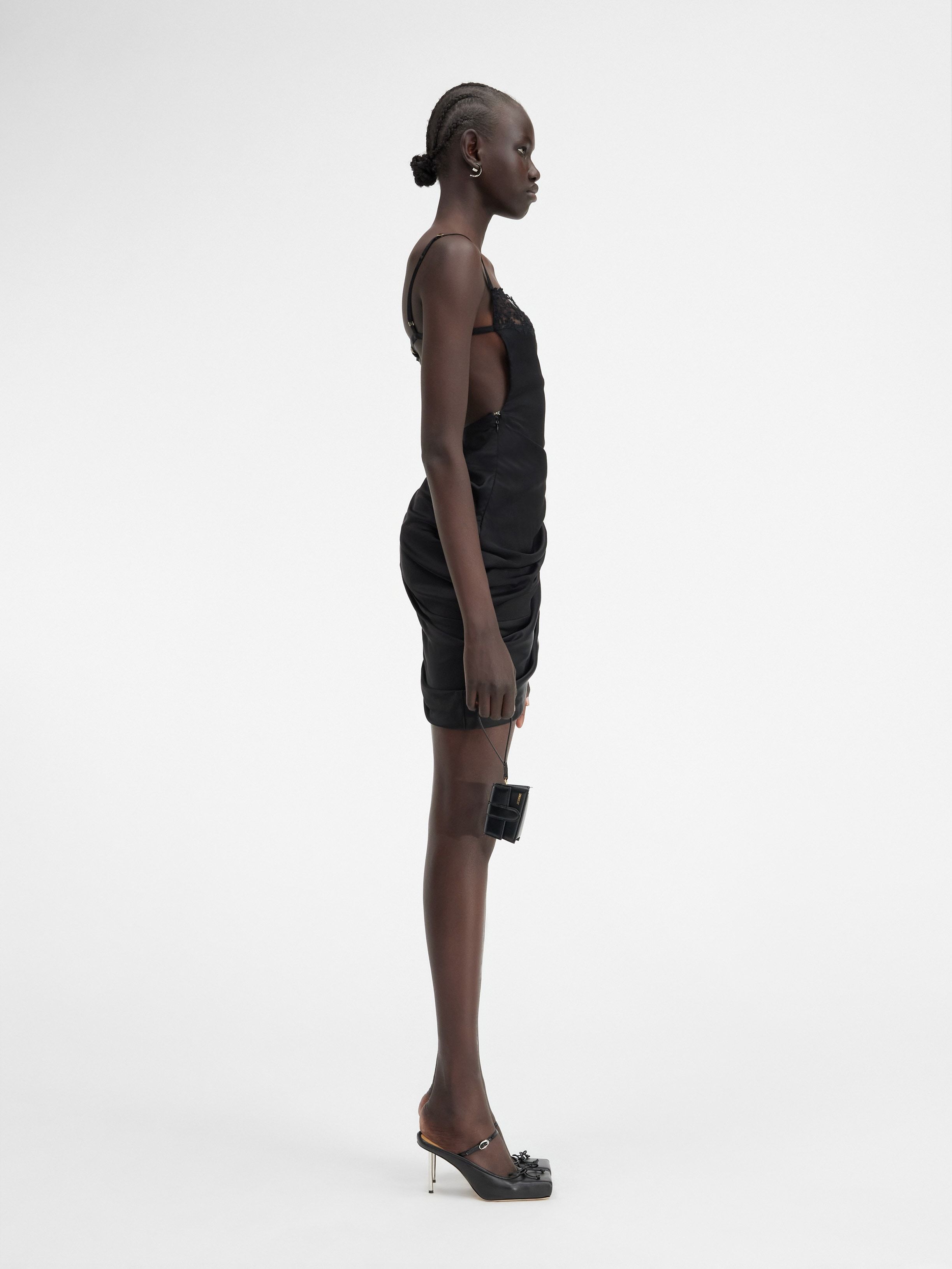 Jacquemus La Saudadã¨ Broodã©e In Black