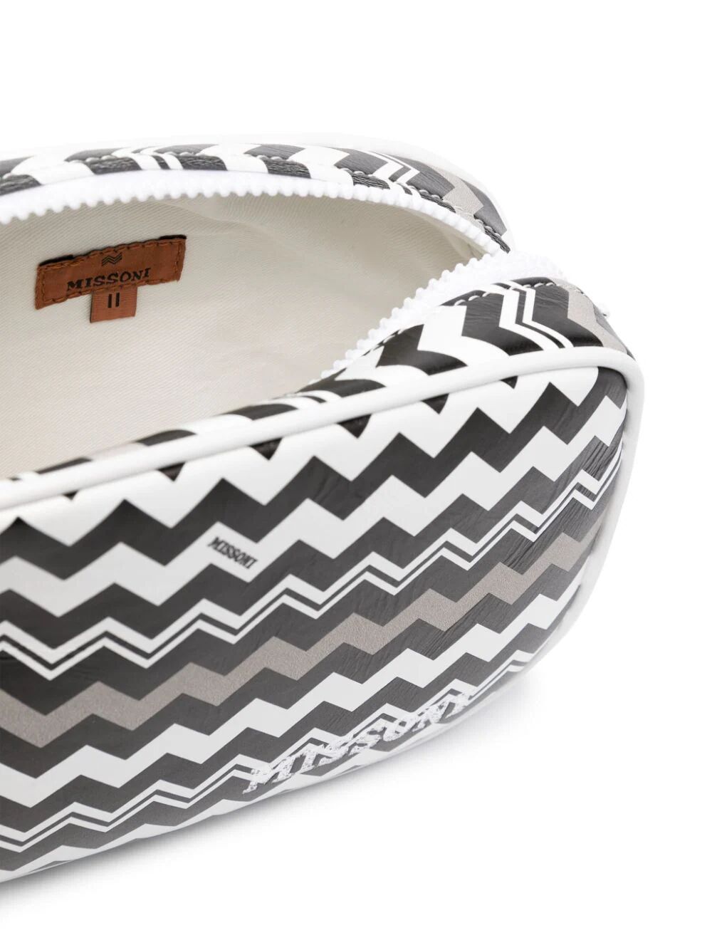Missoni Zigzag-print Leather Shoulder Bag In Black