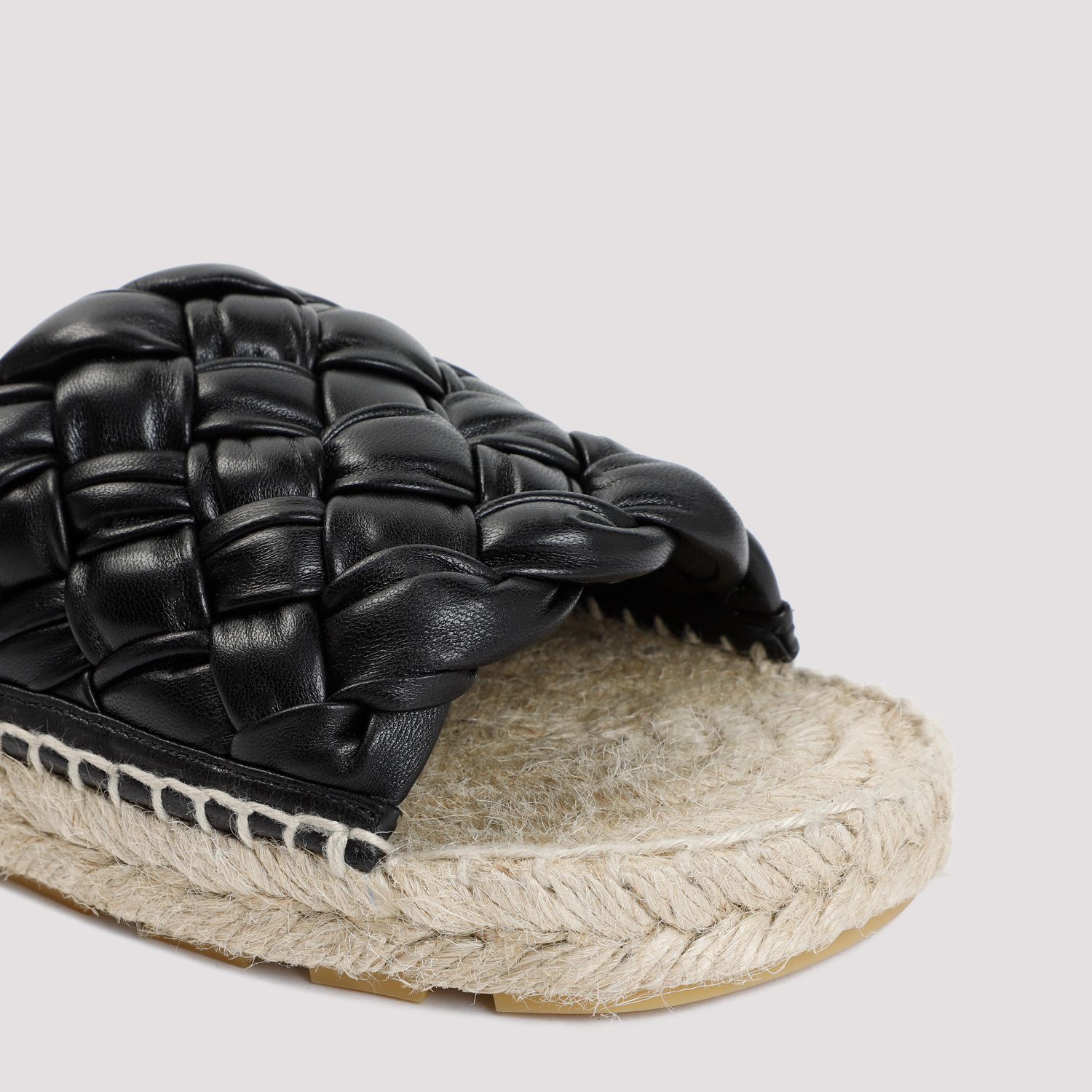 BOTTEGA VENETA WEAVE DETAIL SLIPPERS 