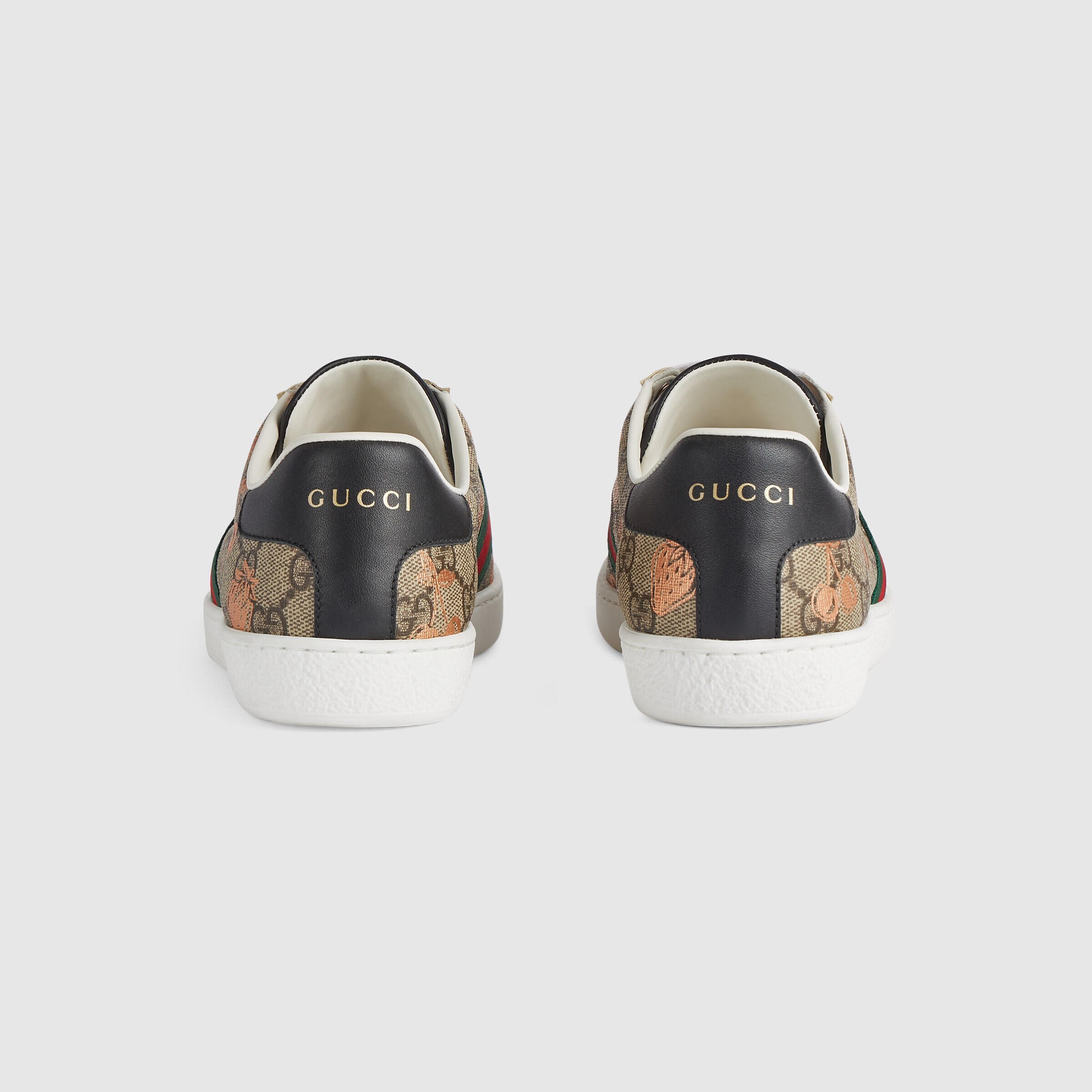 Gucci Ace Gg Supreme Bee-print Monogrammed Sneakers In Beige
