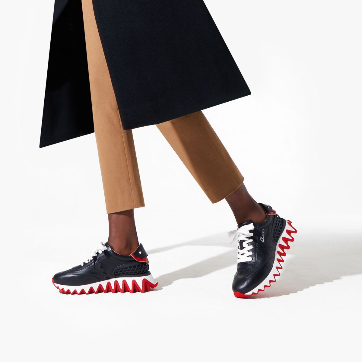 Christian Louboutin Logo Casual Sports Shoes In Black