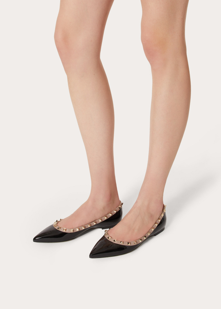 Valentino Rockstud Patent Leather Ballet Flats In Black
